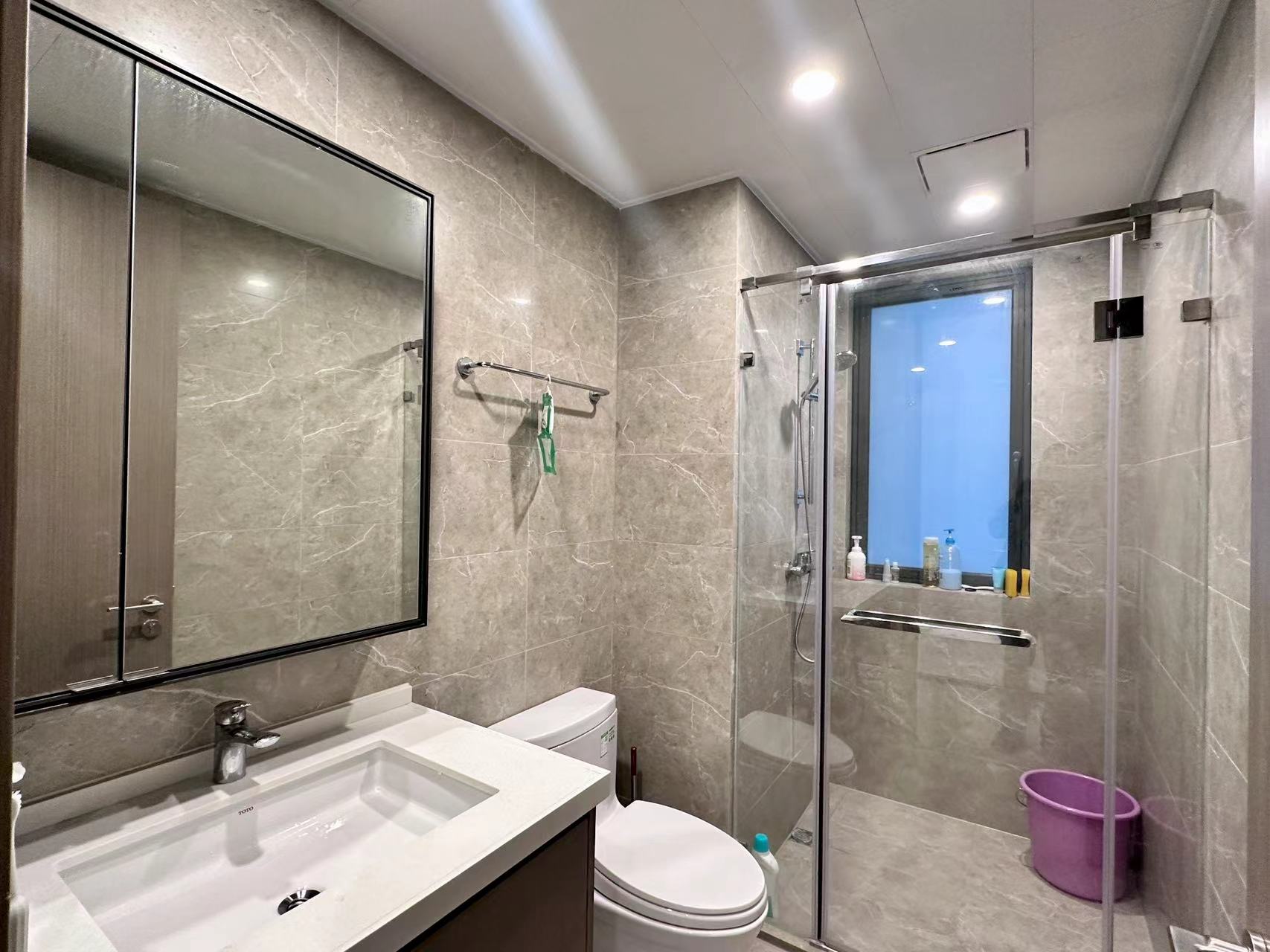 华润中心三期 4室2厅2卫 6500.0元/月 华润中心三期 4室2厅2卫 6500.0元/月室内图