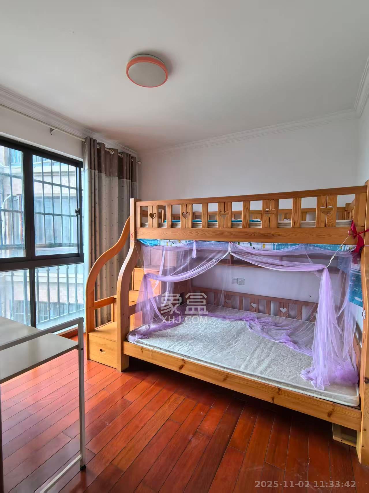 康桥长郡 3室2厅2卫 2200.0元/月 康桥长郡 3室2厅2卫 2200.0元/月室内图