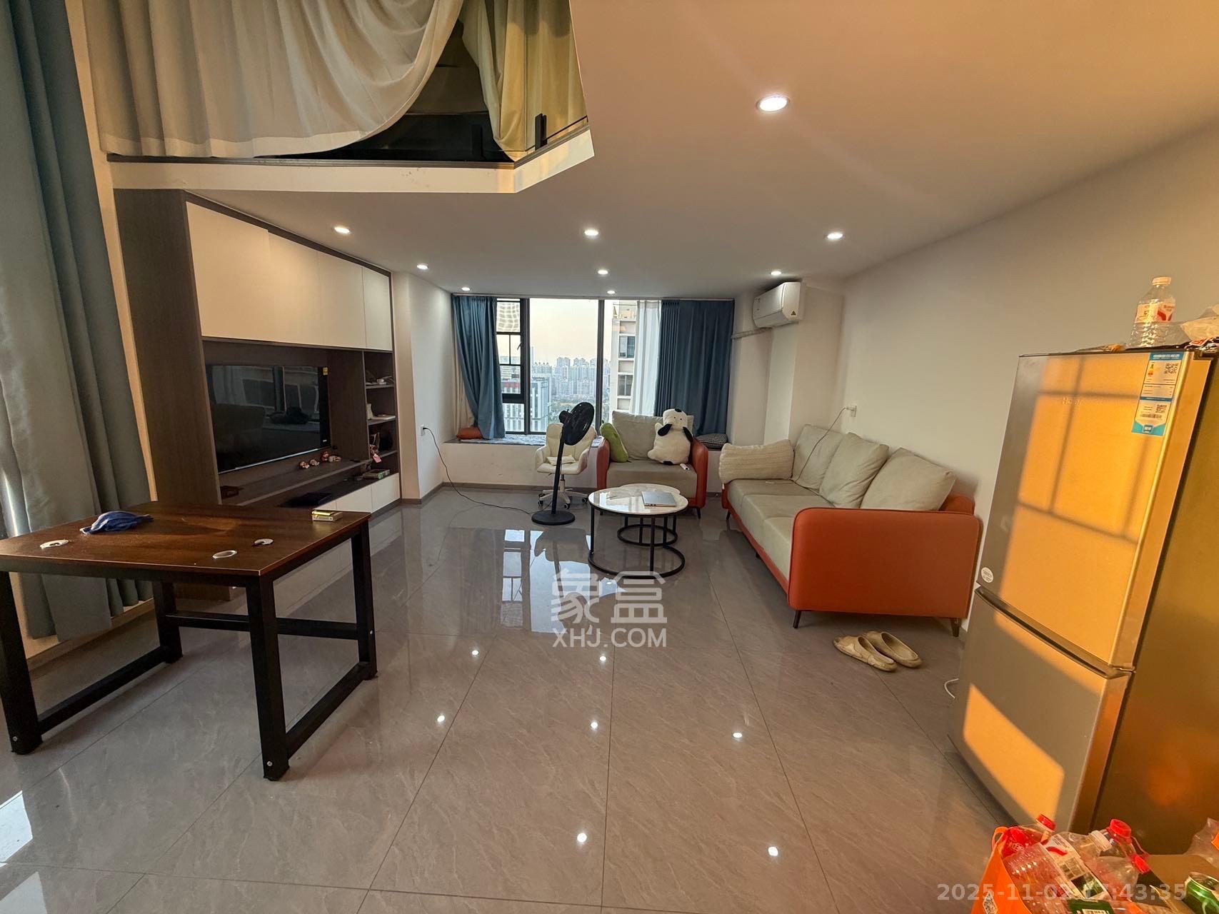 佳兆业云顶都汇  1室0厅0卫    2000.0元/月