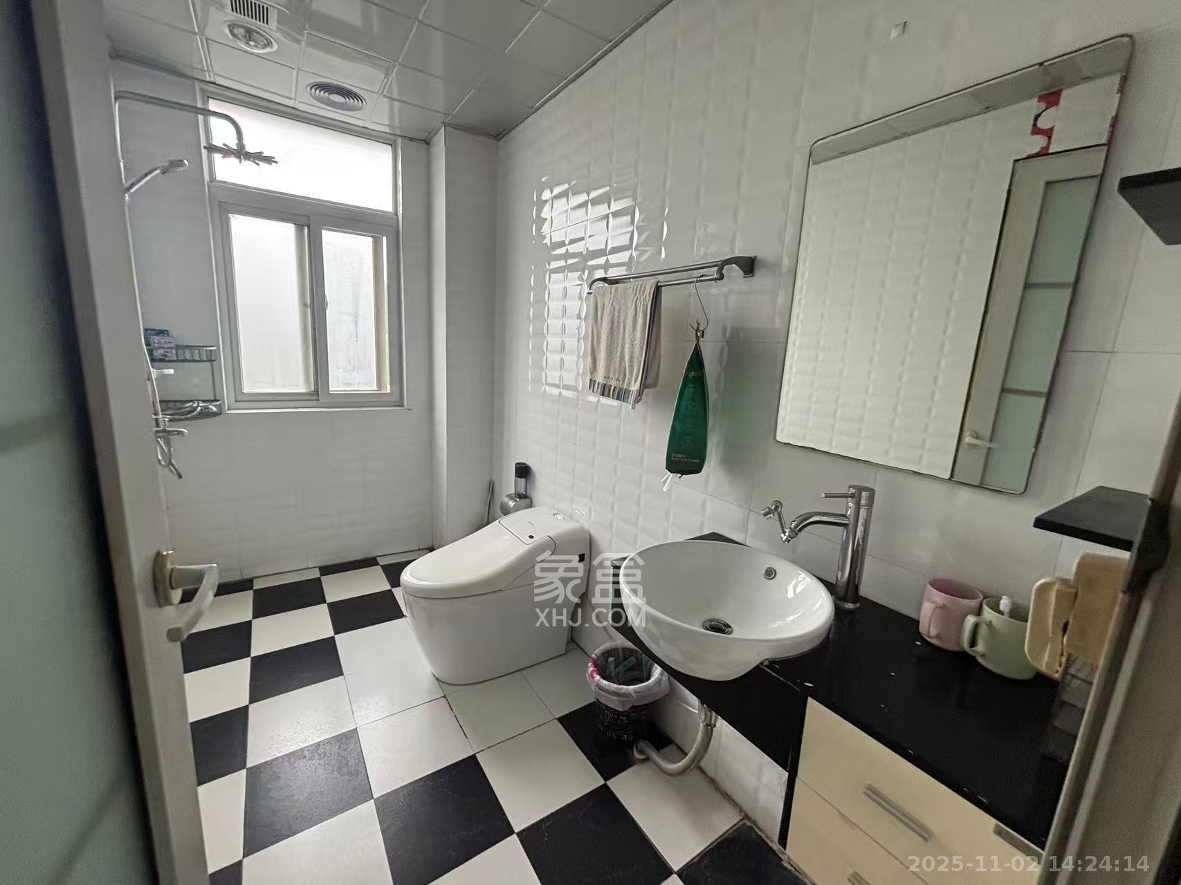 天翔新新家园 1室0厅0卫 2400.0元/月 天翔新新家园 1室0厅0卫 2400.0元/月室内图