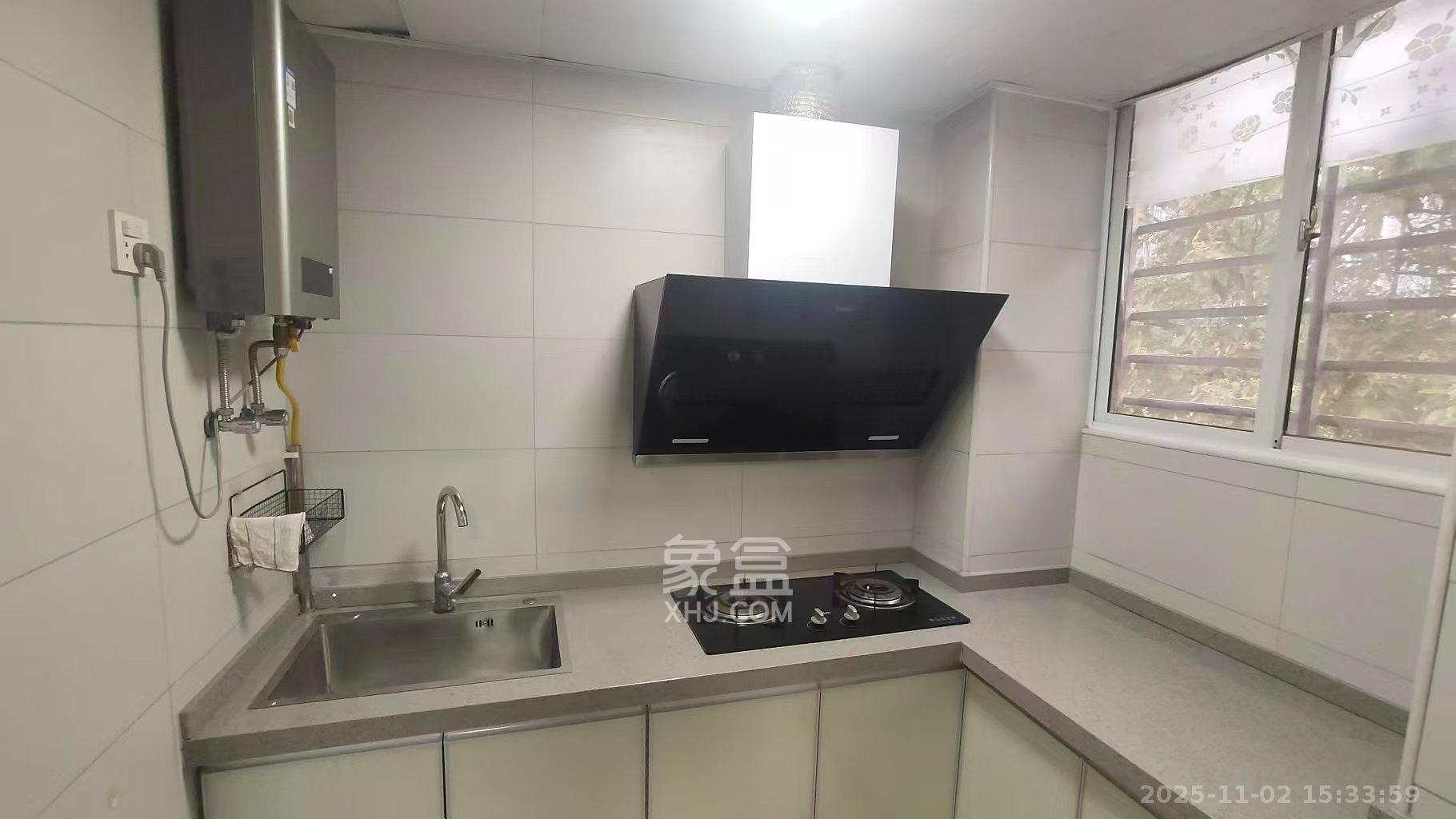 书院路电梯厂宿舍(宝塔山) 2室1厅1卫 2000.0元/月 书院路电梯厂宿舍(宝塔山) 2室1厅1卫 2000.0元/月室内图