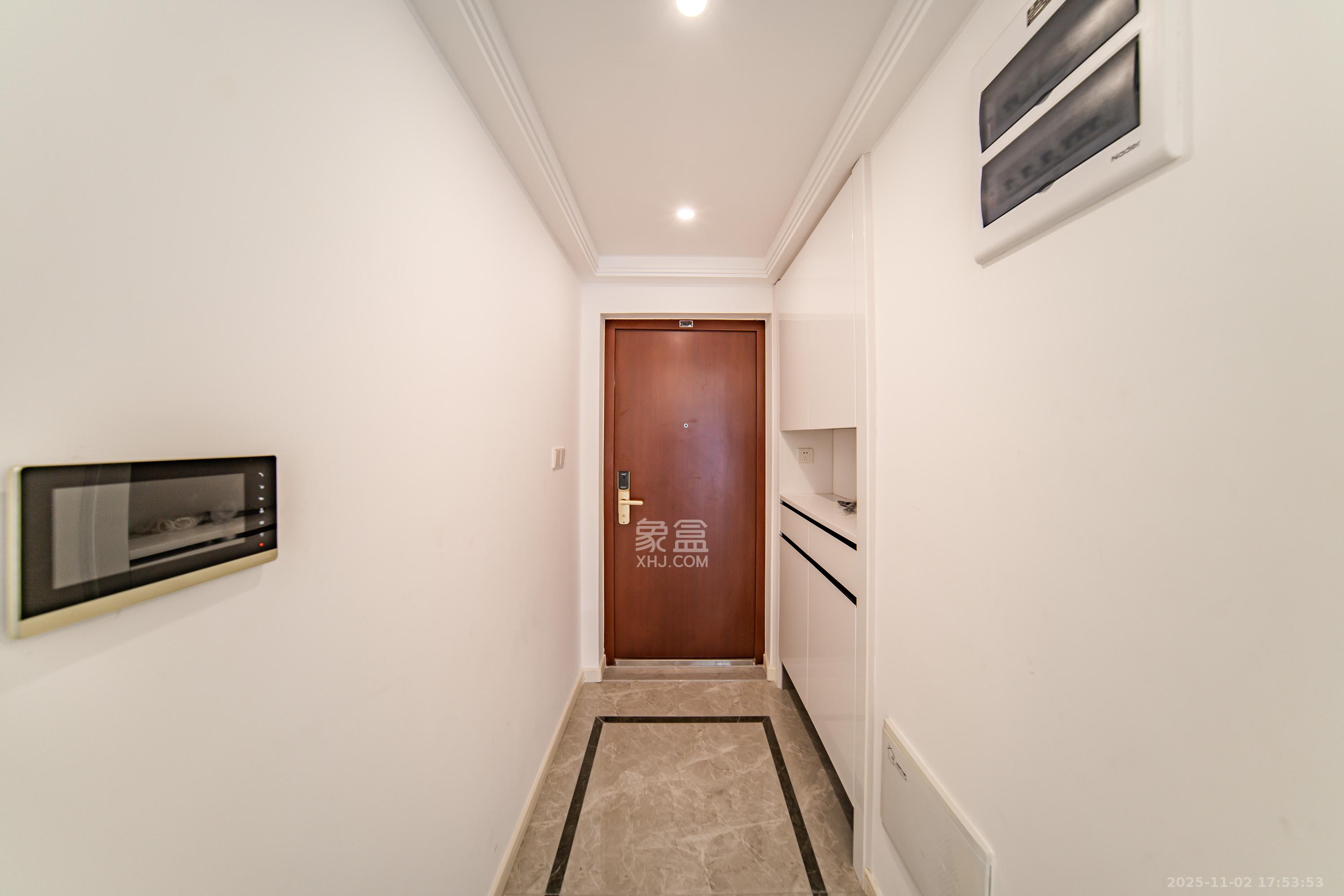 万科金色梦想C区  3室2厅2卫    120.0万其他