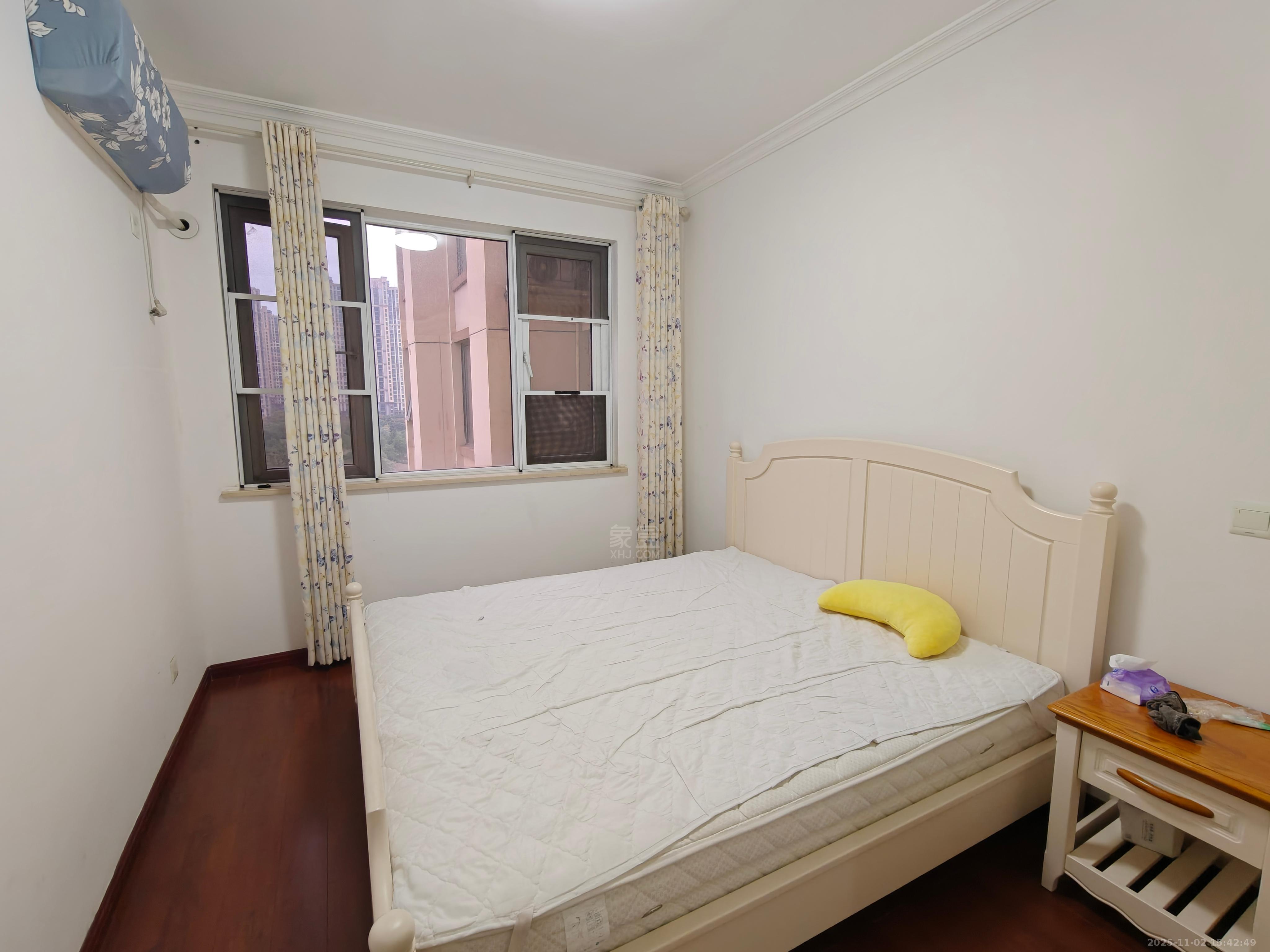 佳兆业金域天下三期  3室2厅2卫    1700.0元/月室内图