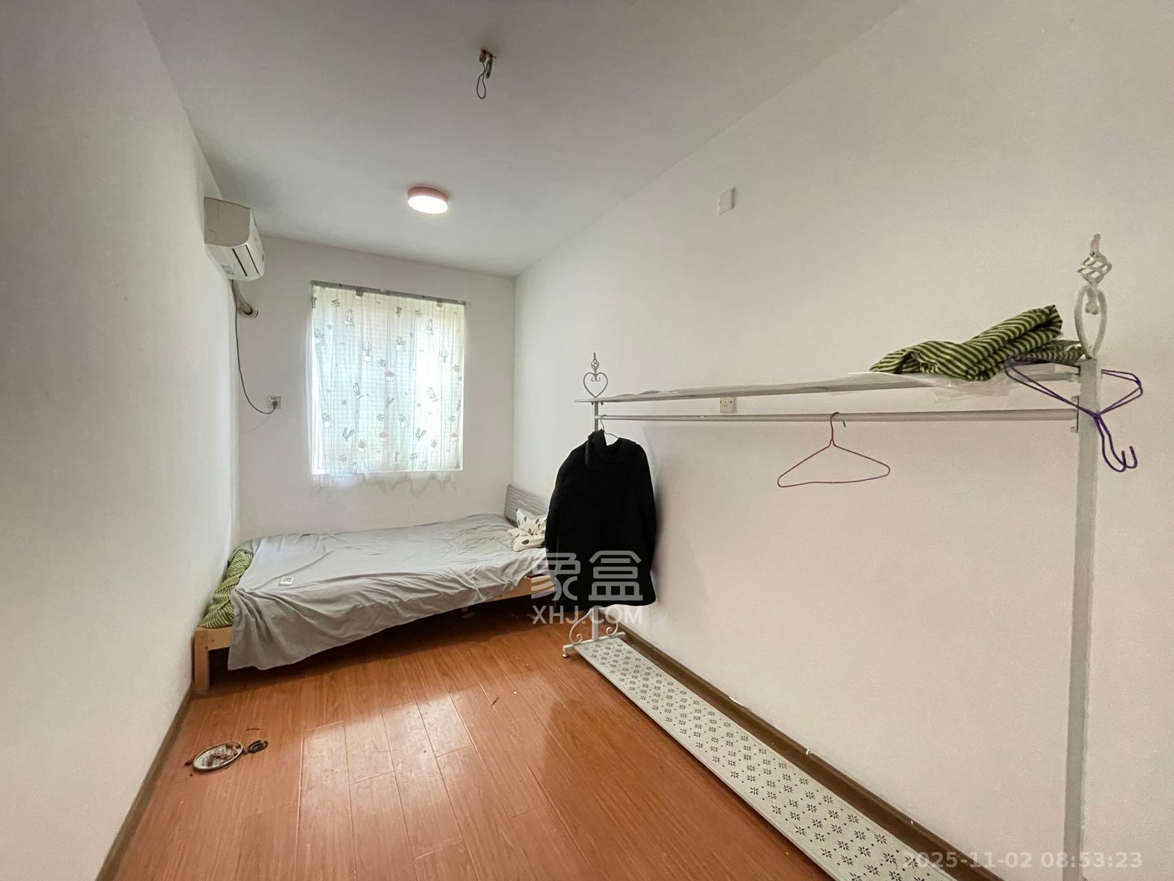 德政园  2室1厅1卫    1500.0元/月室内图