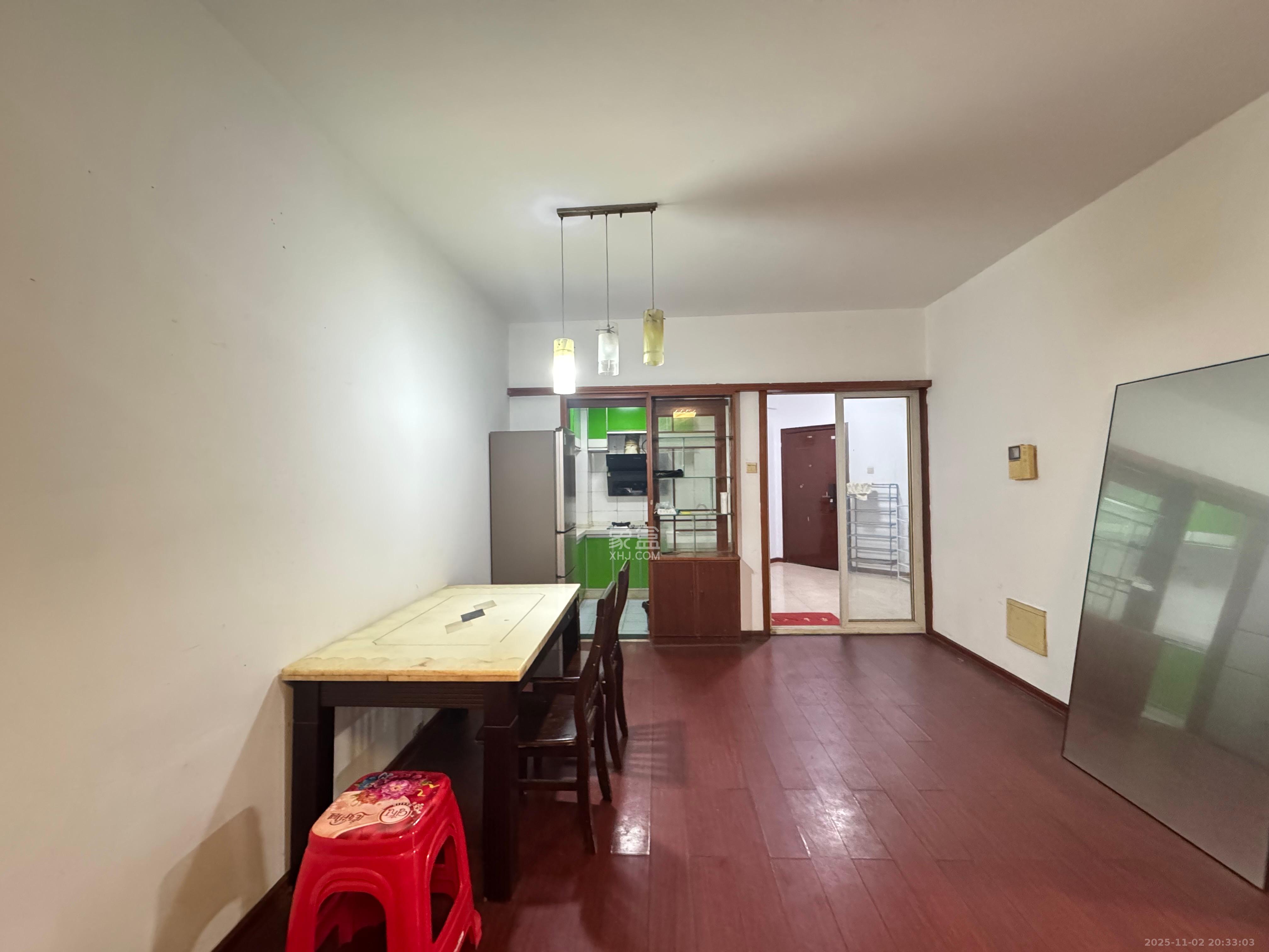 银港水晶城  2室2厅1卫    2100.0元/月室内图