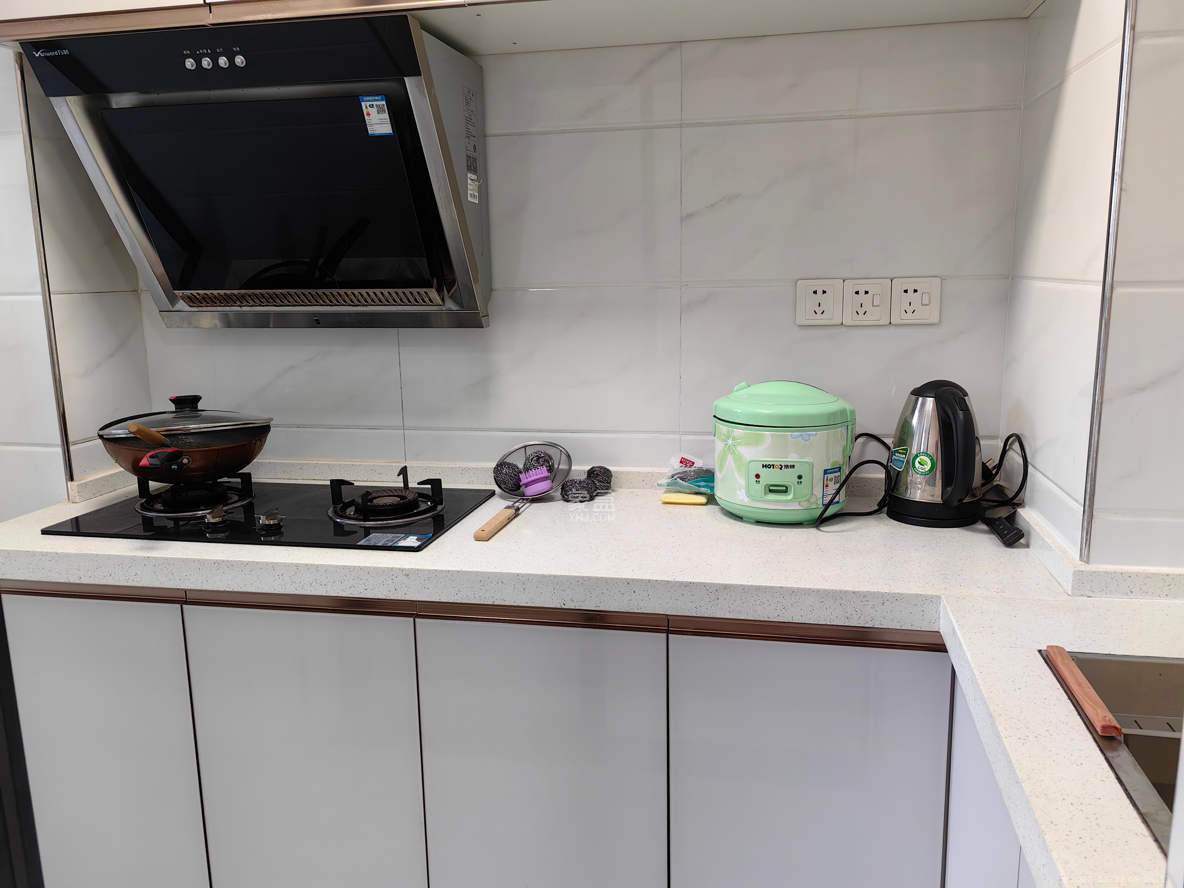 荣悦台  1室1厅1卫    1900.0元/月室内图