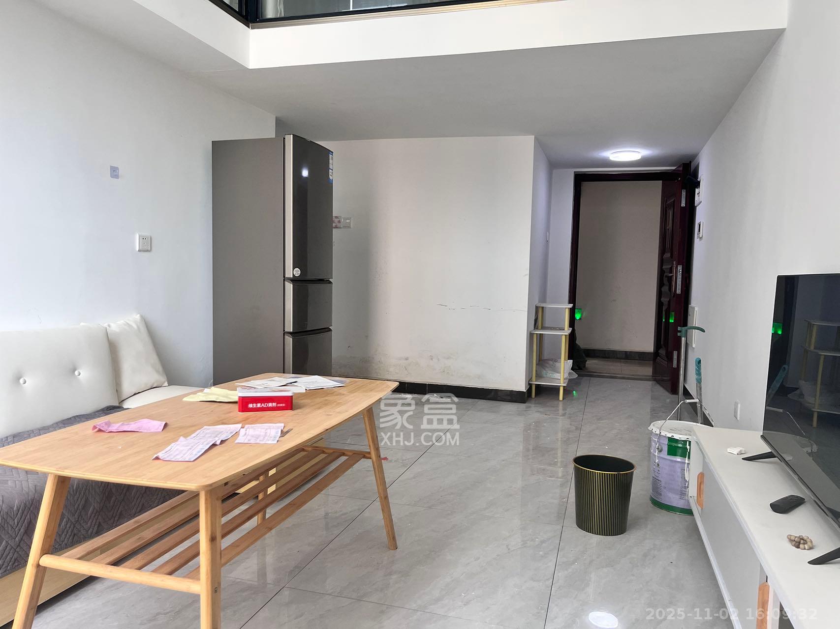 湘水郡（兴旺小爱同学）  2室2厅1卫    1800.0元/月