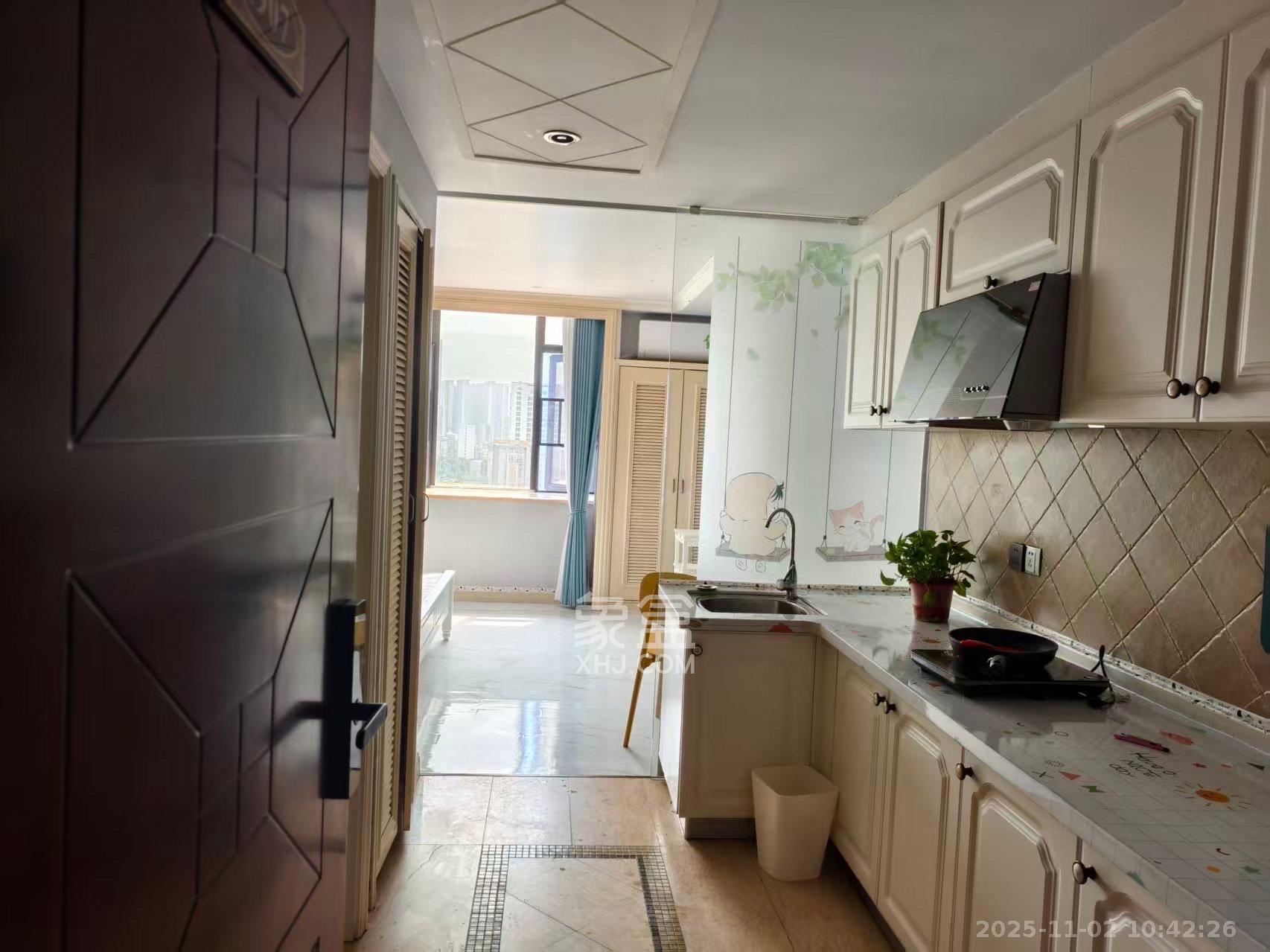 沁园春御院 1室1厅1卫 1700.0元/月 沁园春御院 1室1厅1卫 1700.0元/月室内图