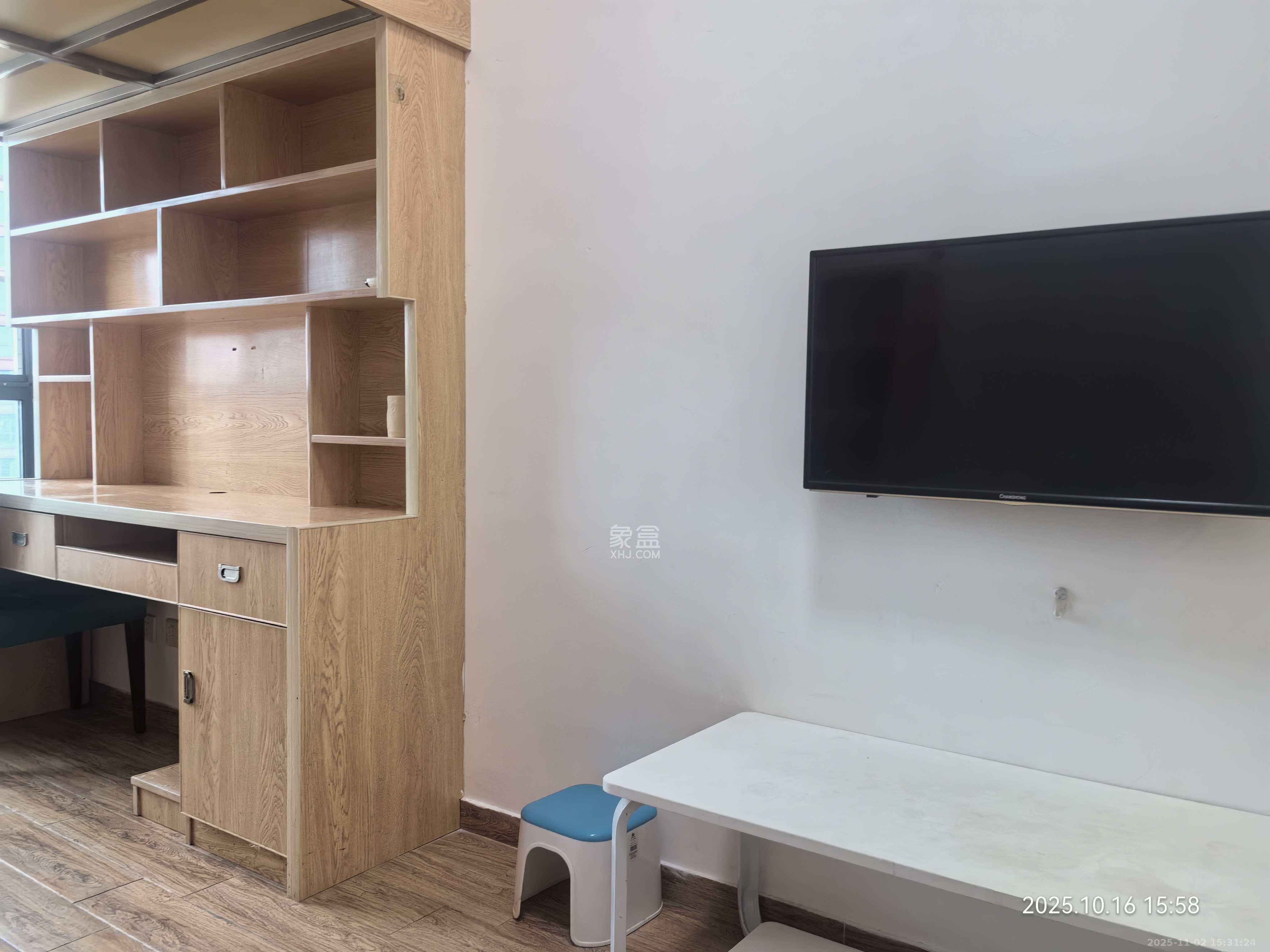 叠彩兰亭  1室1厅1卫    1100.0元/月室内图