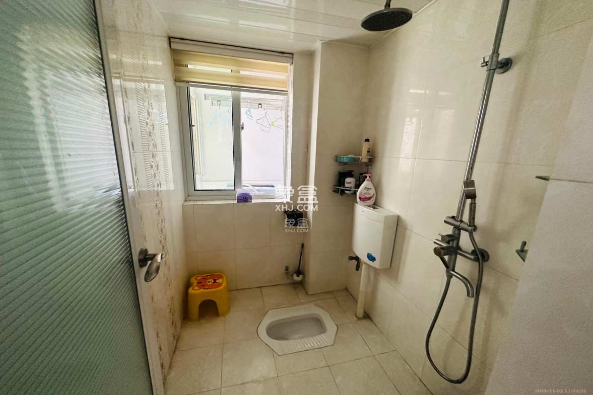 汇都公寓 3室1厅1卫 2500.0元/月 汇都公寓 3室1厅1卫 2500.0元/月室内图