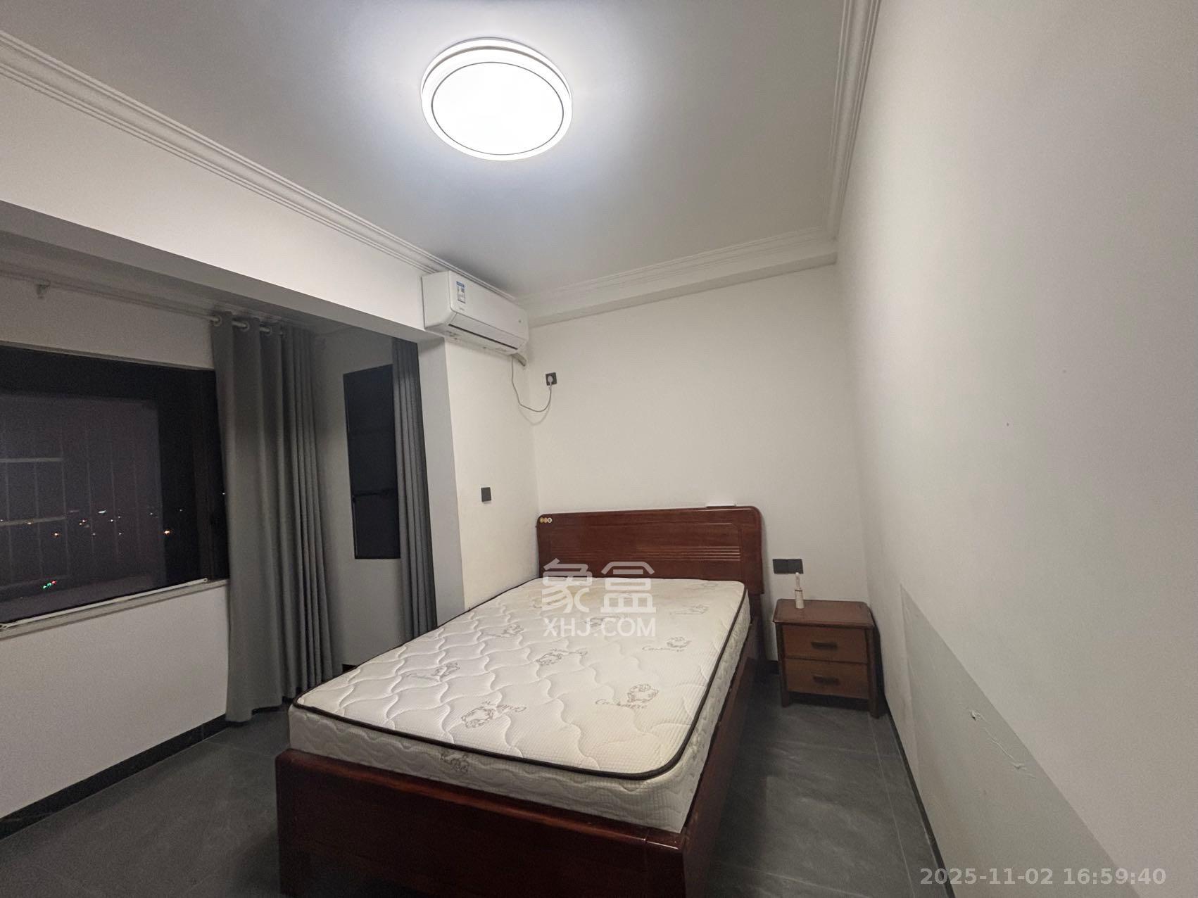 金塘家园  2室1厅1卫    1600.0元/月室内图