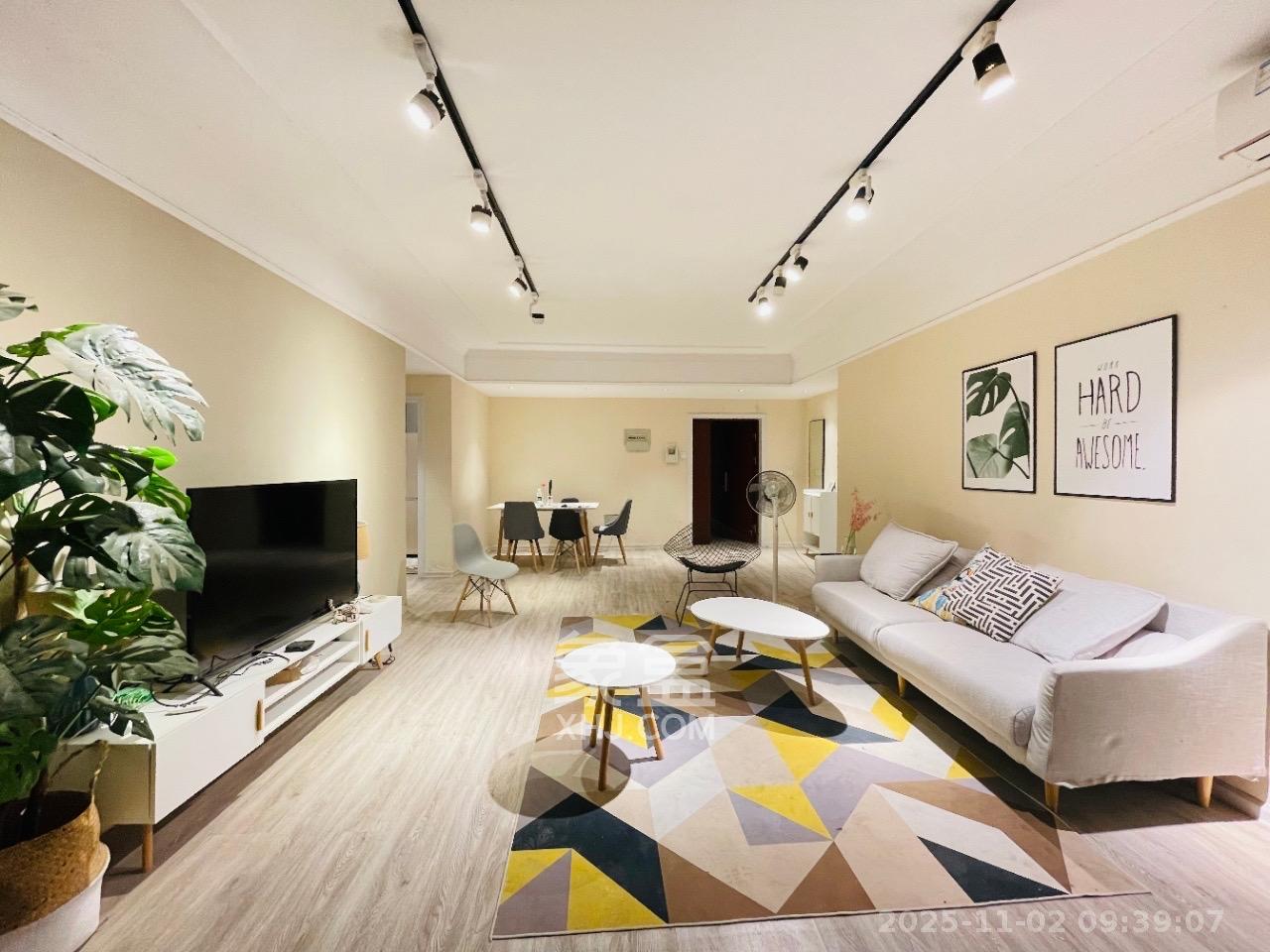 天健芙蓉盛世一期  3室2厅2卫    3500.0元/月