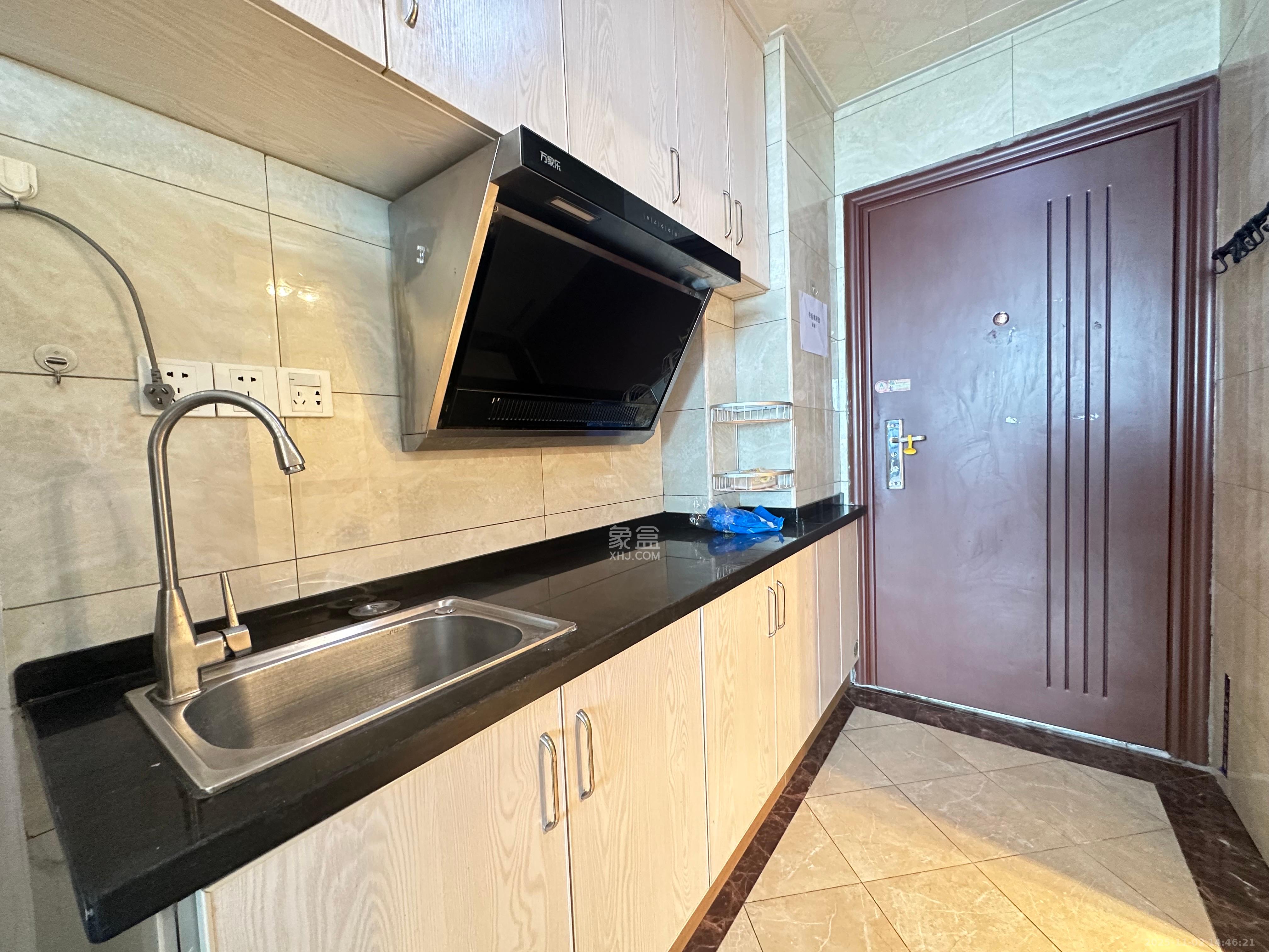 保利麓谷林语I区  1室1厅1卫    1200.0元/月室内图