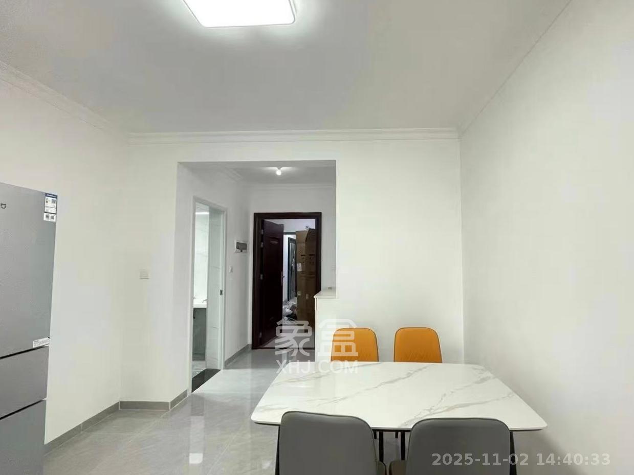 桃花嘉园  2室2厅1卫    1900.0元/月