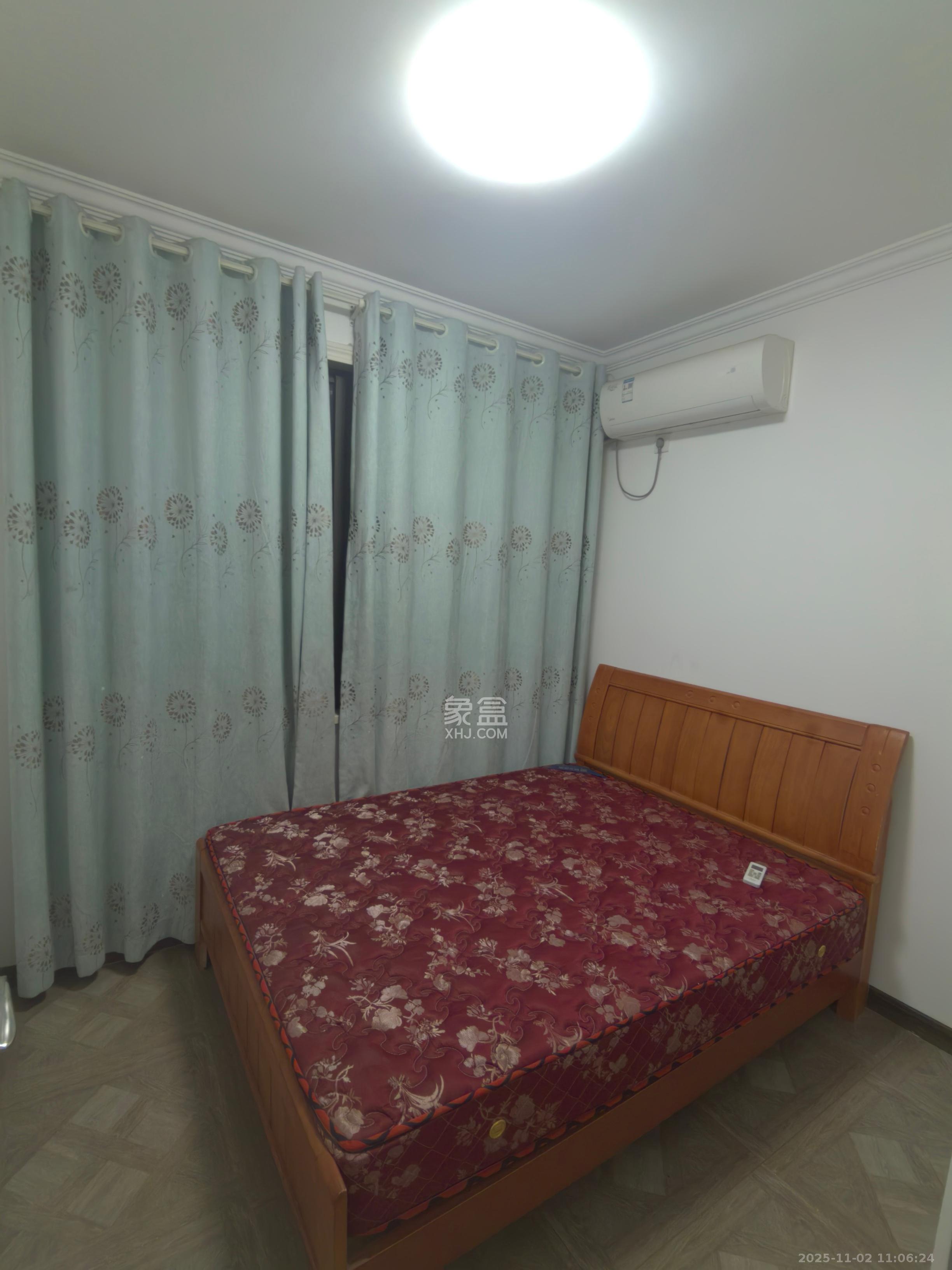 绿地香树花城 3室2厅1卫 1500.0元/月 绿地香树花城 3室2厅1卫 1500.0元/月室内图