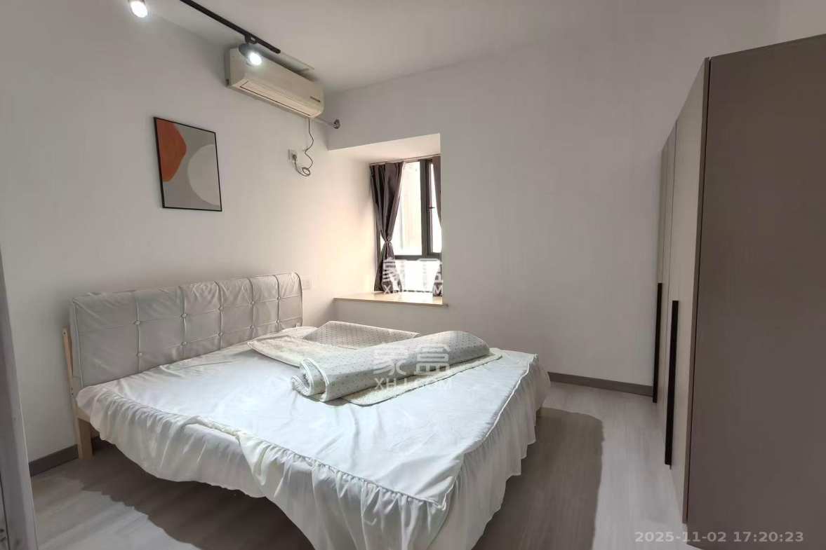 钱隆首府(福晟御园) 3室2厅2卫 4000.0元/月 钱隆首府(福晟御园) 3室2厅2卫 4000.0元/月室内图