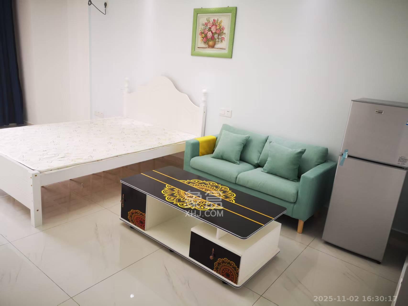 C-park天悦城(紫檀溪苑二期)  1室1厅1卫    1500.0元/月 C-park天悦城(紫檀溪苑二期)  1室1厅1卫    1500.0元/月室内图