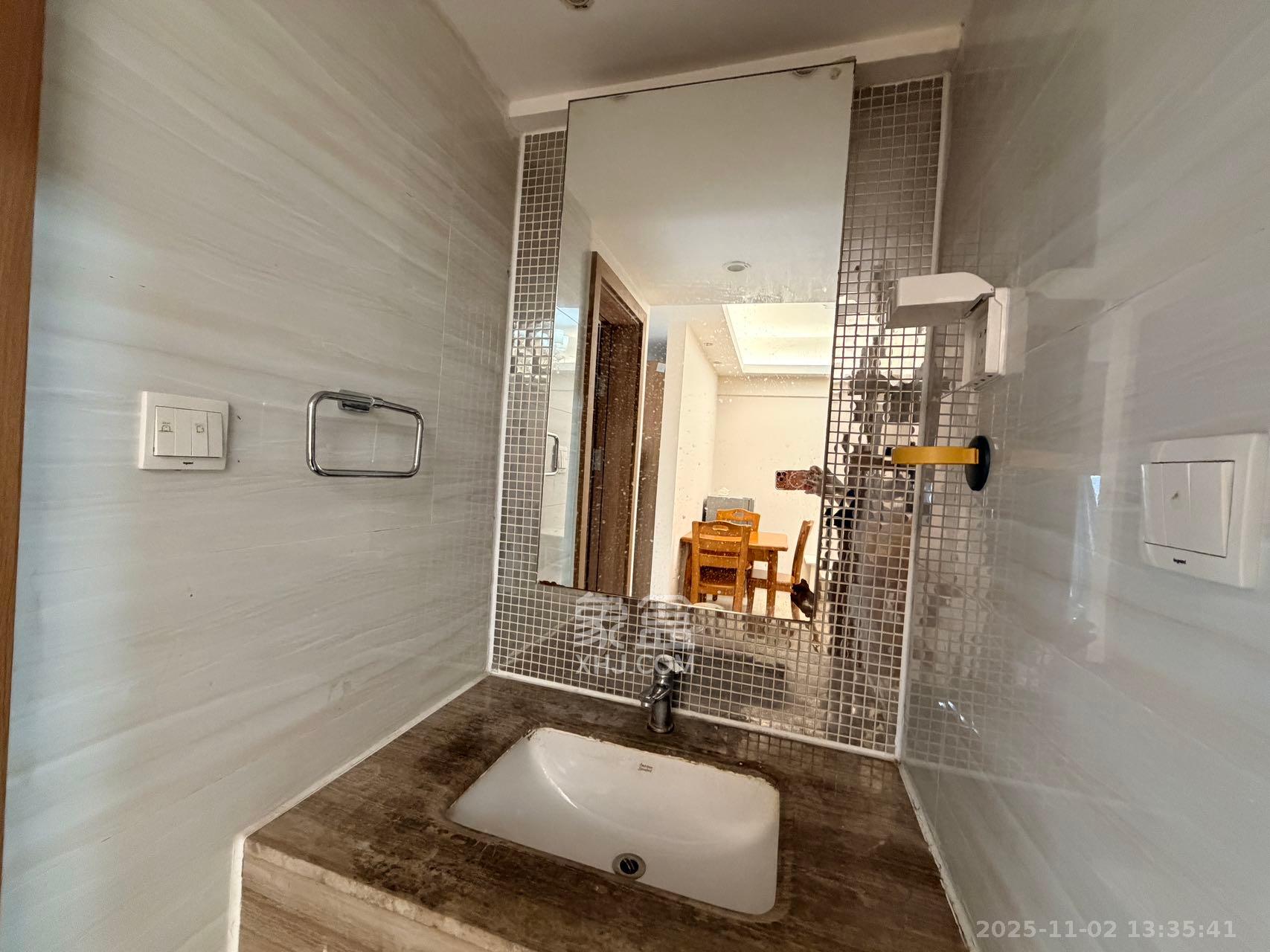 奥林匹克花园贡院二期  1室1厅1卫    1600.0元/月室内图