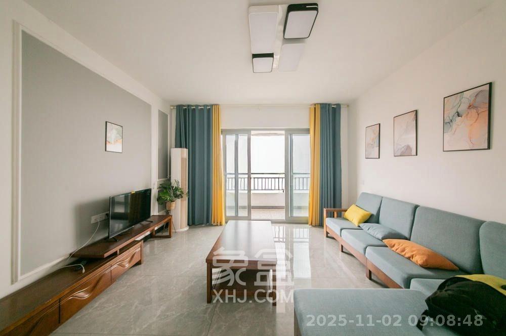 钱隆世家  4室2厅1卫    2200.0元/月