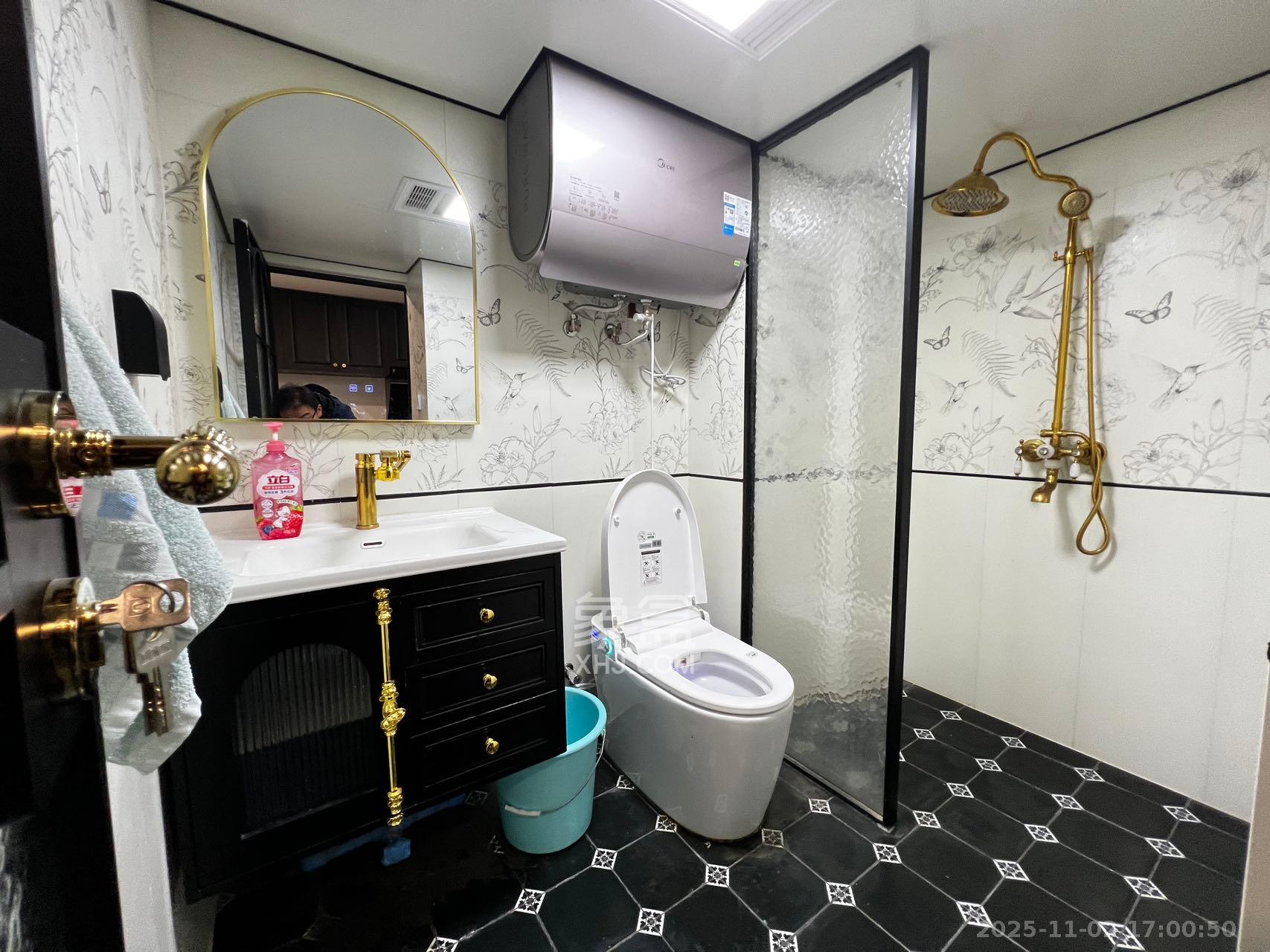 绿地商务广场 2室1厅1卫 2800.0元/月 绿地商务广场 2室1厅1卫 2800.0元/月室内图