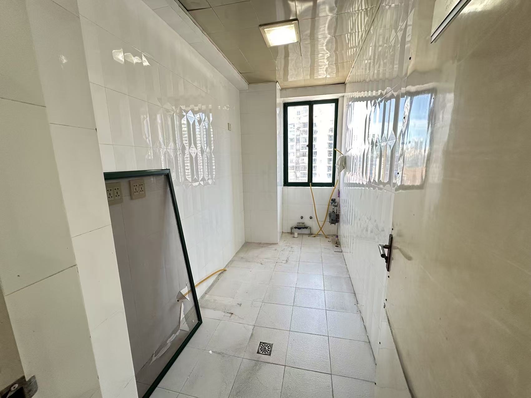 星华大厦 3室2厅1卫 3200.0元/月 星华大厦 3室2厅1卫 3200.0元/月室内图