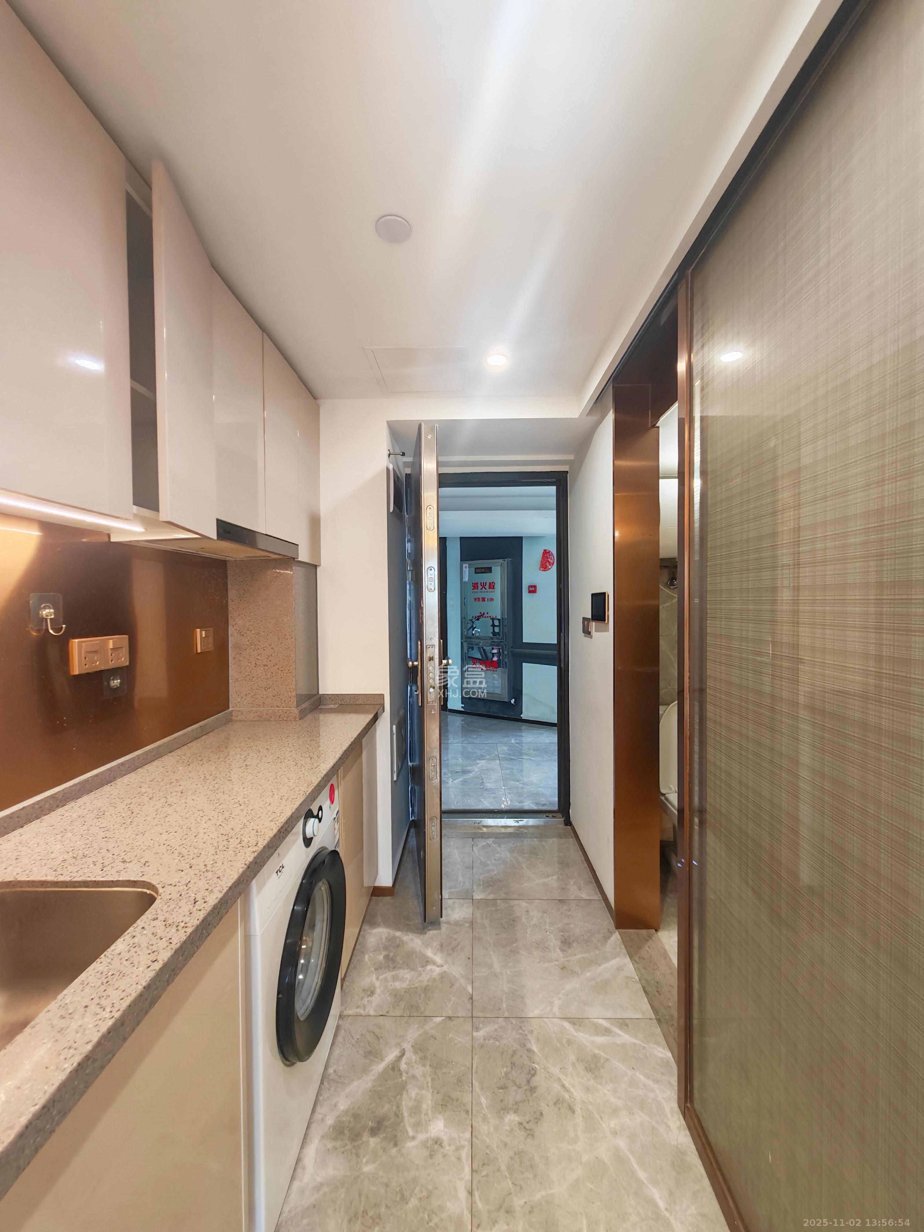 旭辉华宇南宸府  1室0厅0卫    1400.0元/月室内图