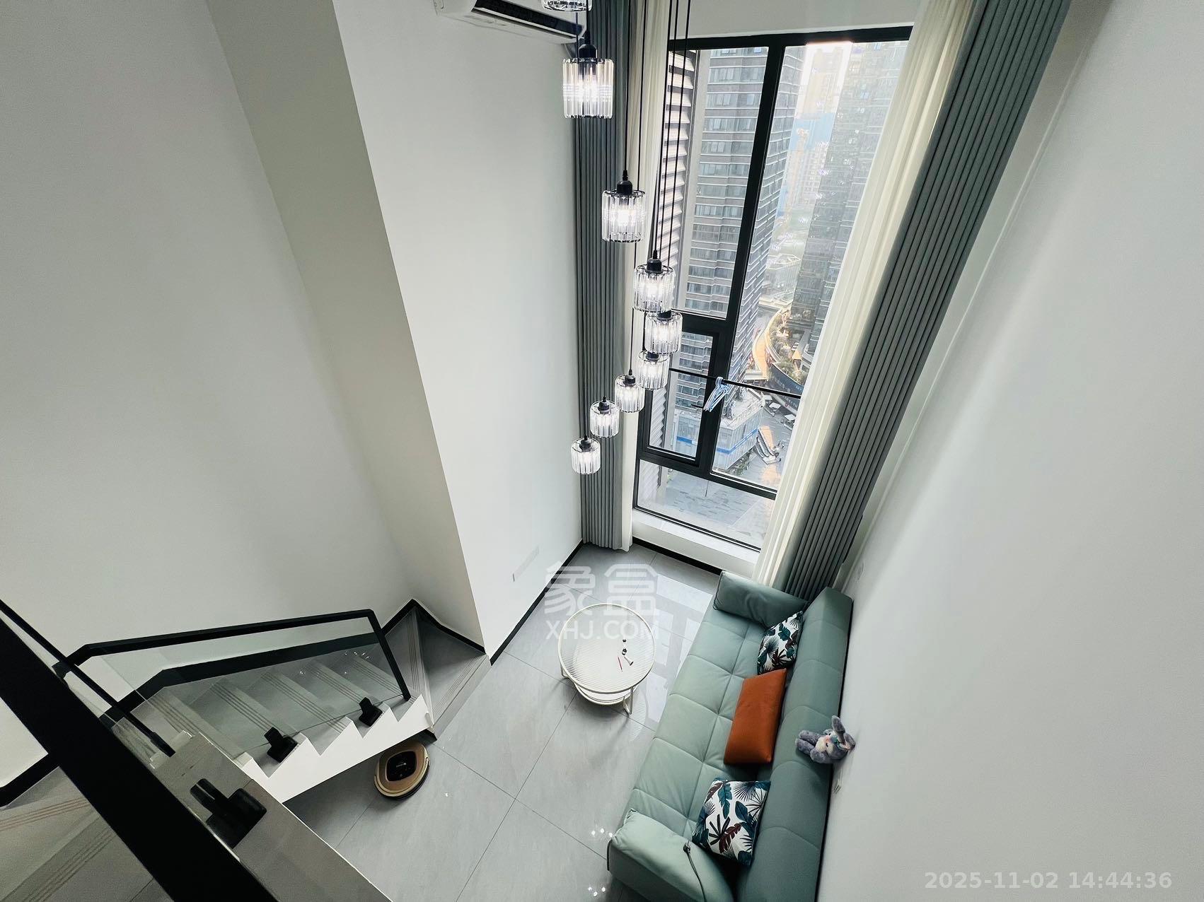 卓越中寰 1室1厅1卫 2100.0元/月 卓越中寰 1室1厅1卫 2100.0元/月室内图