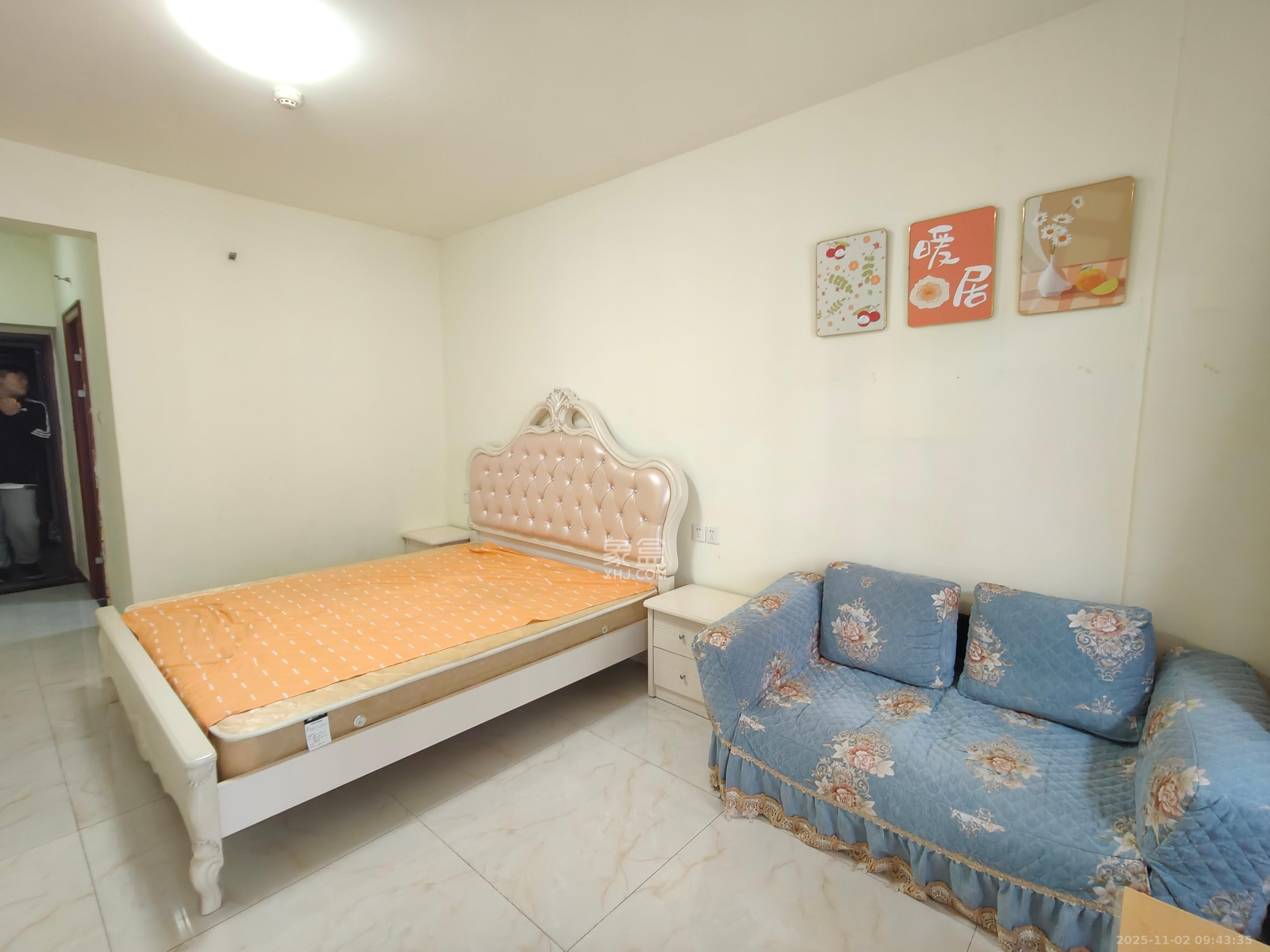 望兴景园二期(望兴西西里) 1室1厅1卫 1600.0元/月 望兴景园二期(望兴西西里) 1室1厅1卫 1600.0元/月室内图