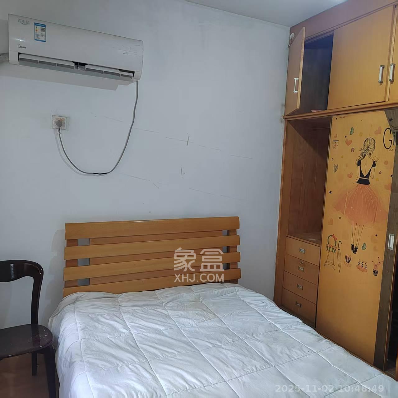 新桥小区  3室2厅1卫    1600.0元/月 新桥小区  3室2厅1卫    1600.0元/月室内图