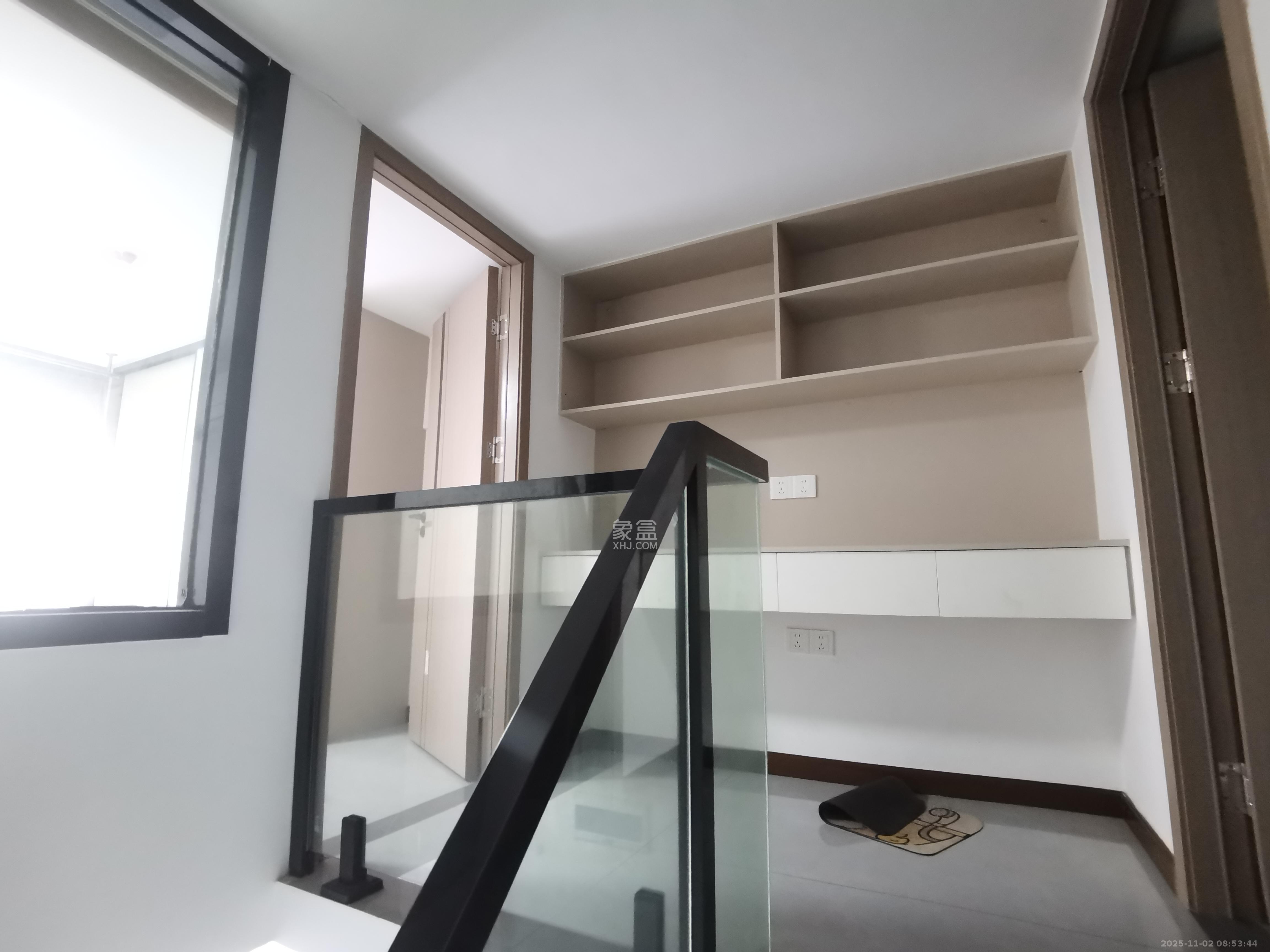 新城悦隽公园  2室1厅1卫    1700.0元/月 新城悦隽公园  2室1厅1卫    1700.0元/月室内图