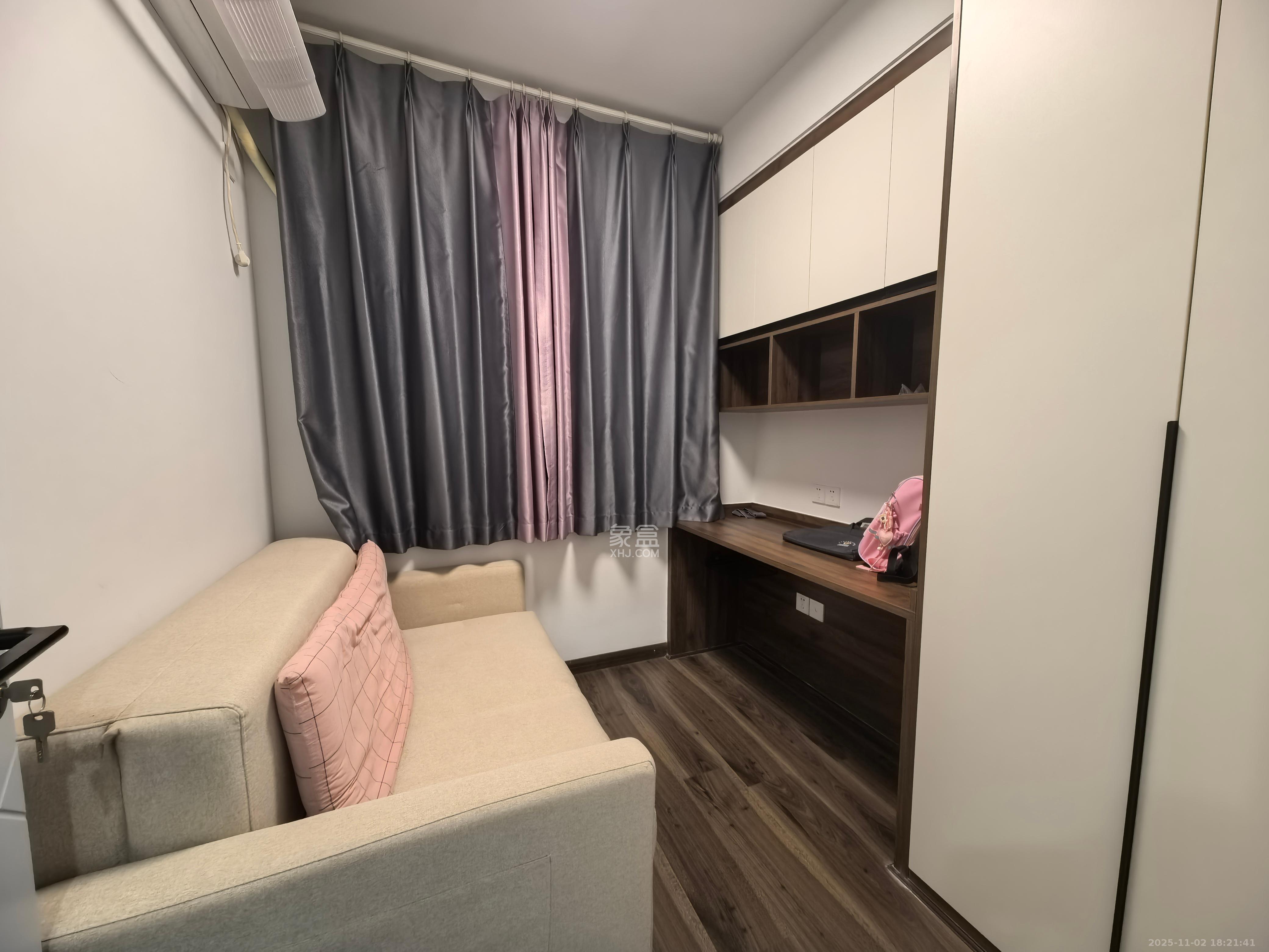 奥克斯缔壹城  3室2厅2卫    2800.0元/月室内图