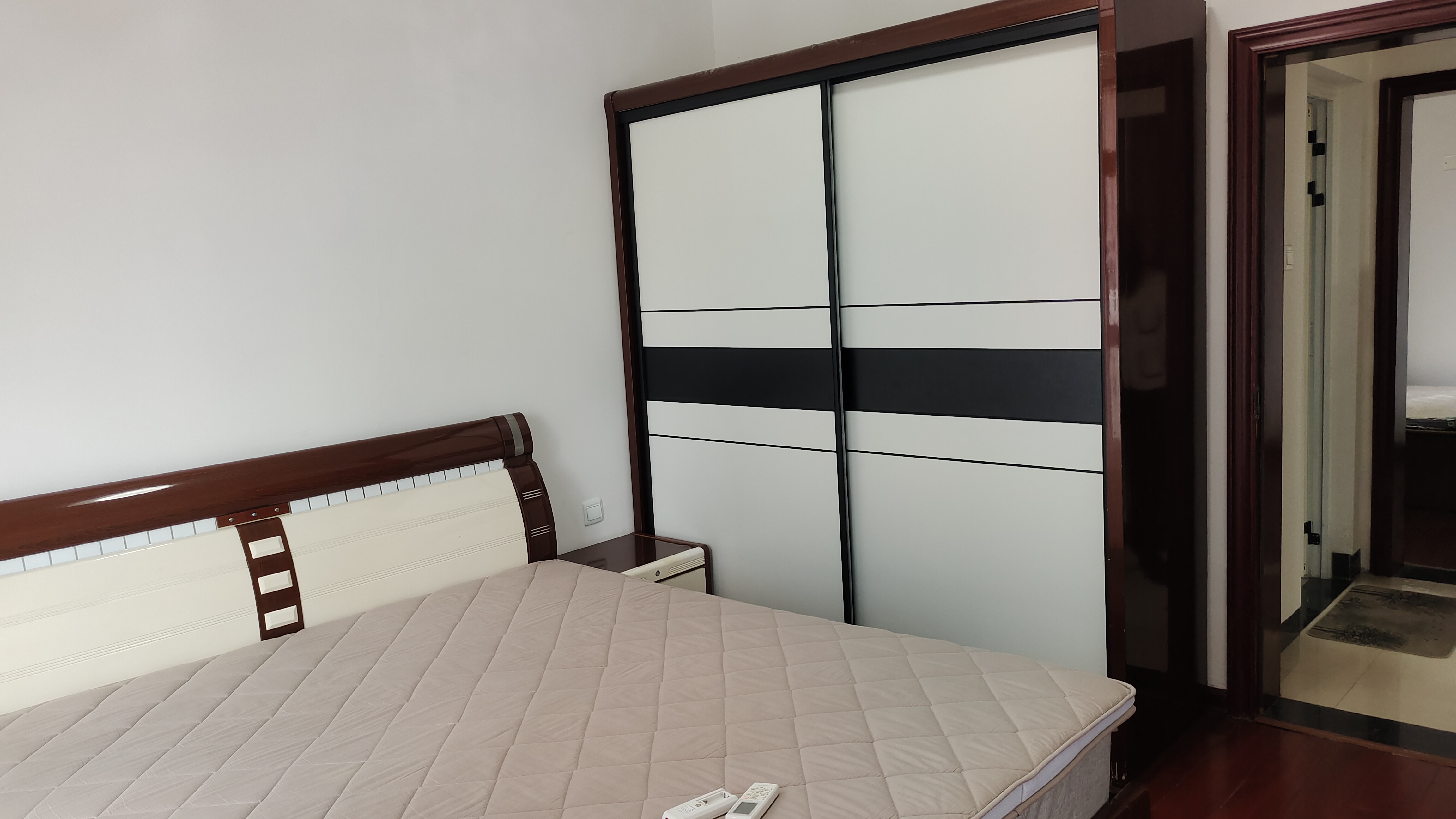 大同芙蓉  2室2厅1卫    1800.0元/月室内图