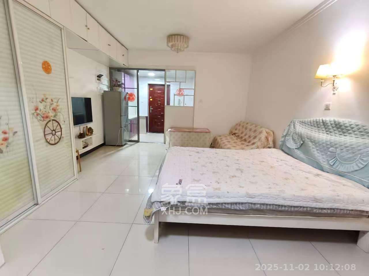 蝴蝶谷  1室1厅1卫    1250.0元/月