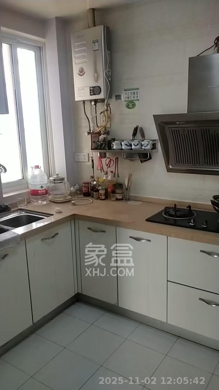 麓谷锦和园  3室2厅1卫    2000.0元/月室内图