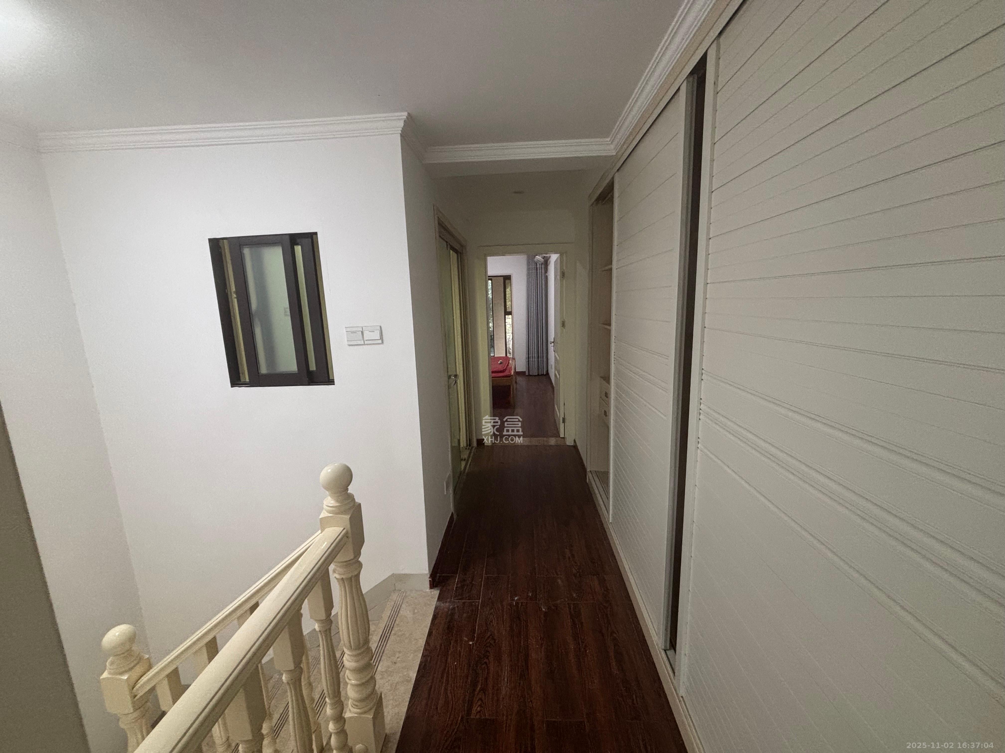 地泰御和苑  3室2厅1卫    2200.0元/月室内图