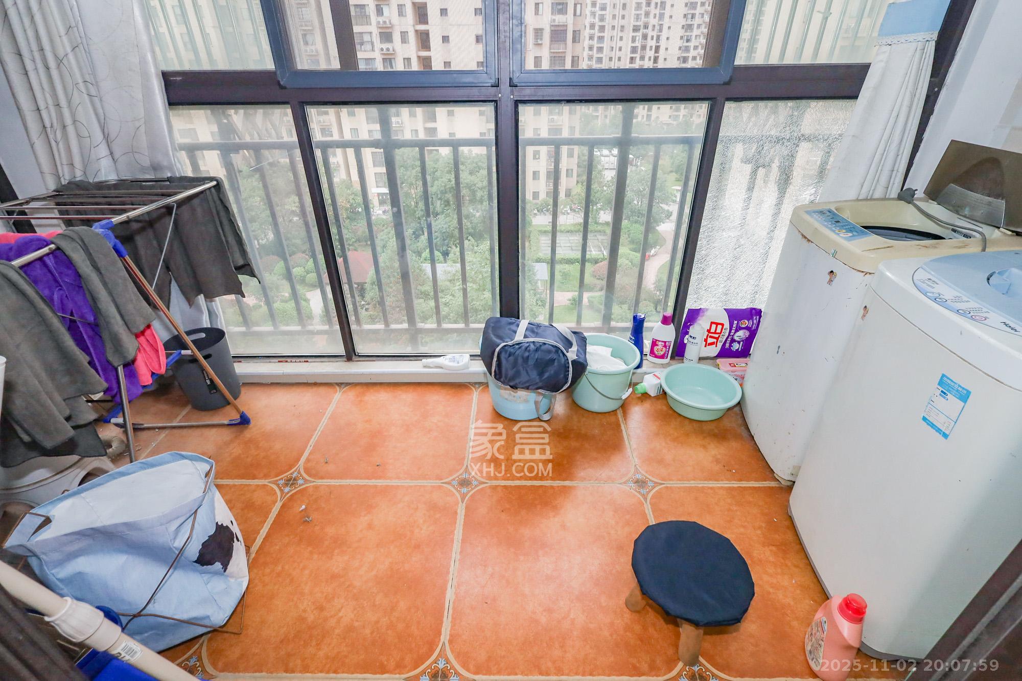 钰龙天下二期(钰龙佳园)  2室2厅1卫    185.0万 钰龙天下二期(钰龙佳园)  2室2厅1卫    185.0万阳台