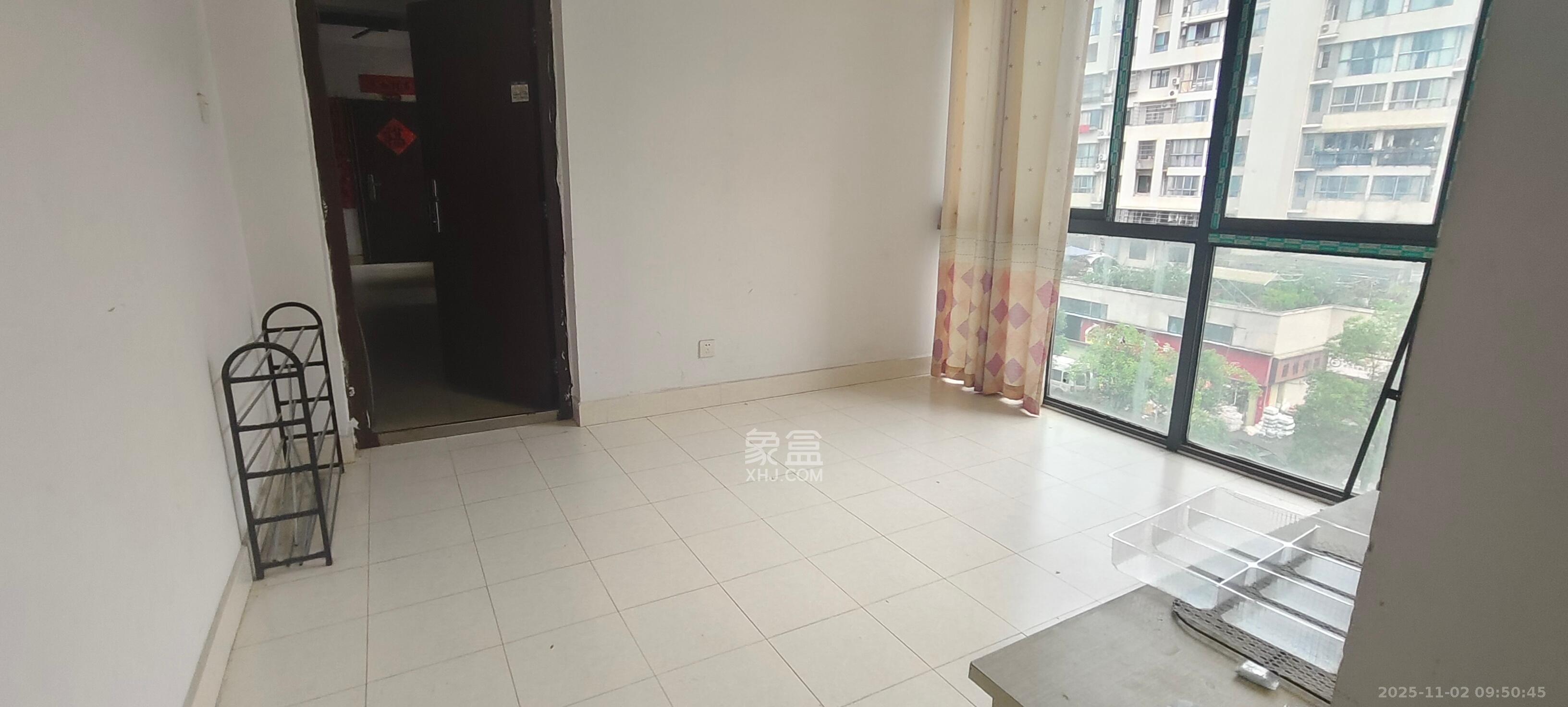 华银天际  2室2厅1卫    1500.0元/月室内图