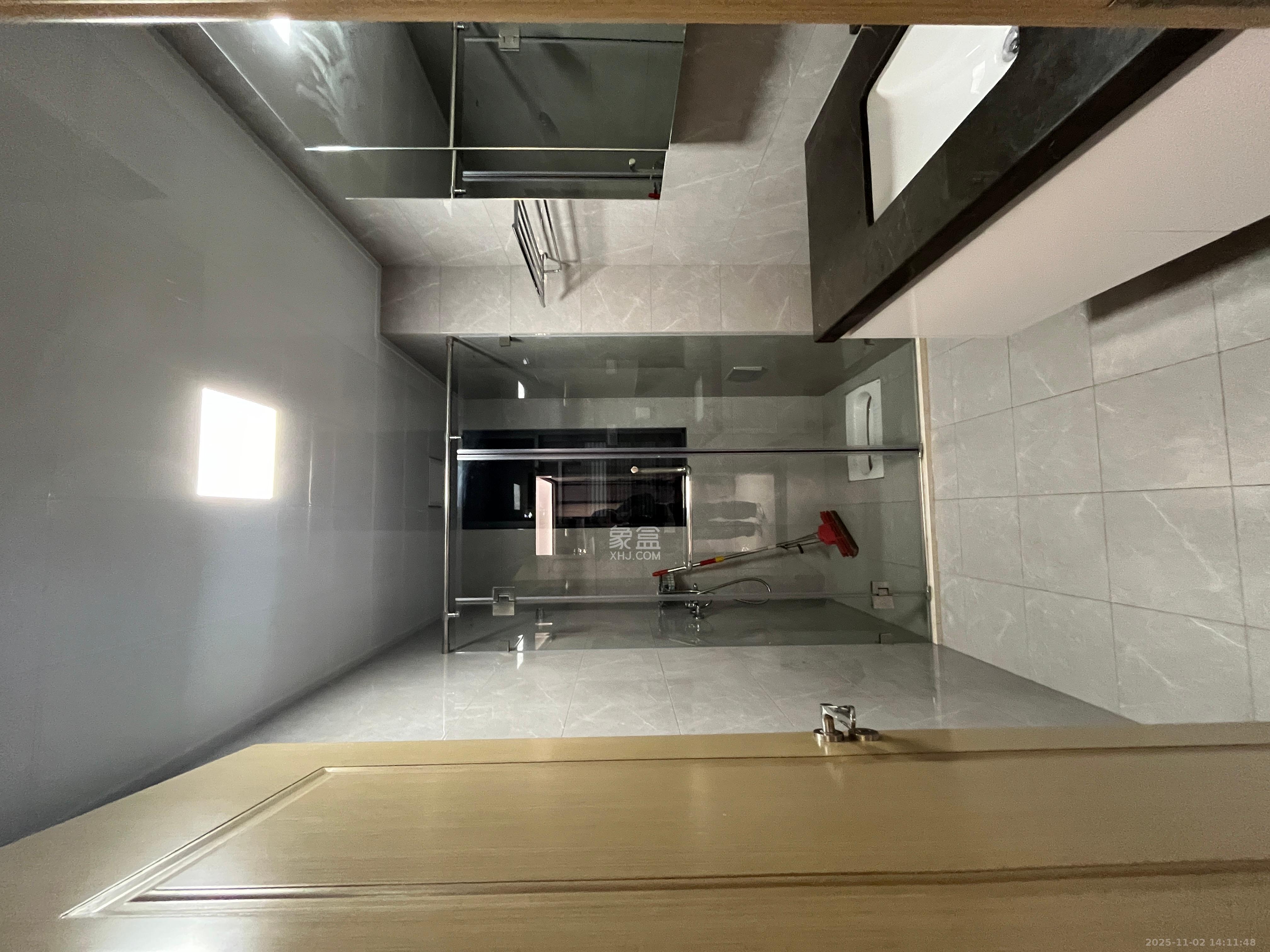 运达锦绣广场  4室2厅2卫    4500.0元/月室内图