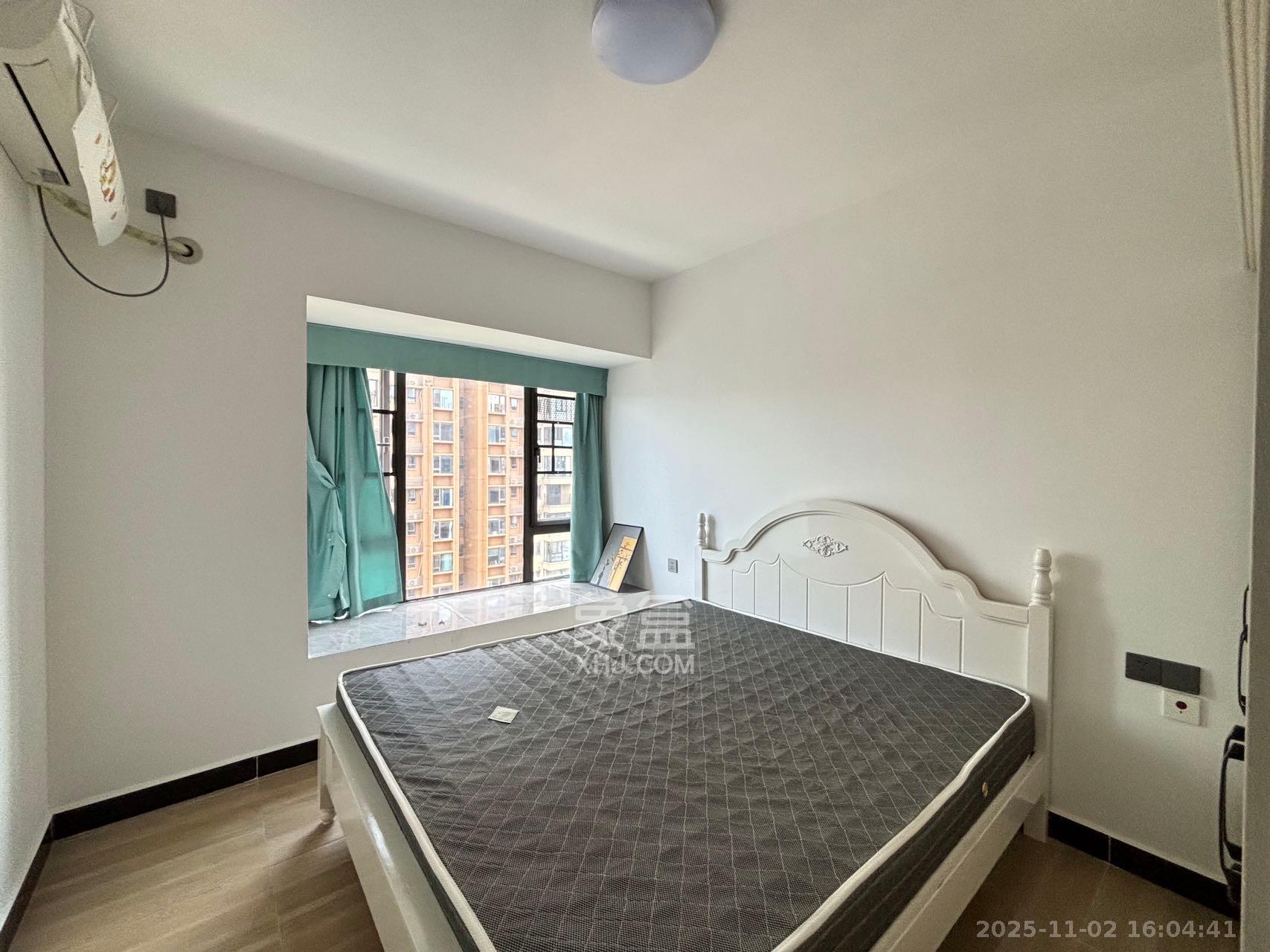 佳兆业湘府熙园 3室2厅2卫 2700.0元/月 佳兆业湘府熙园 3室2厅2卫 2700.0元/月室内图