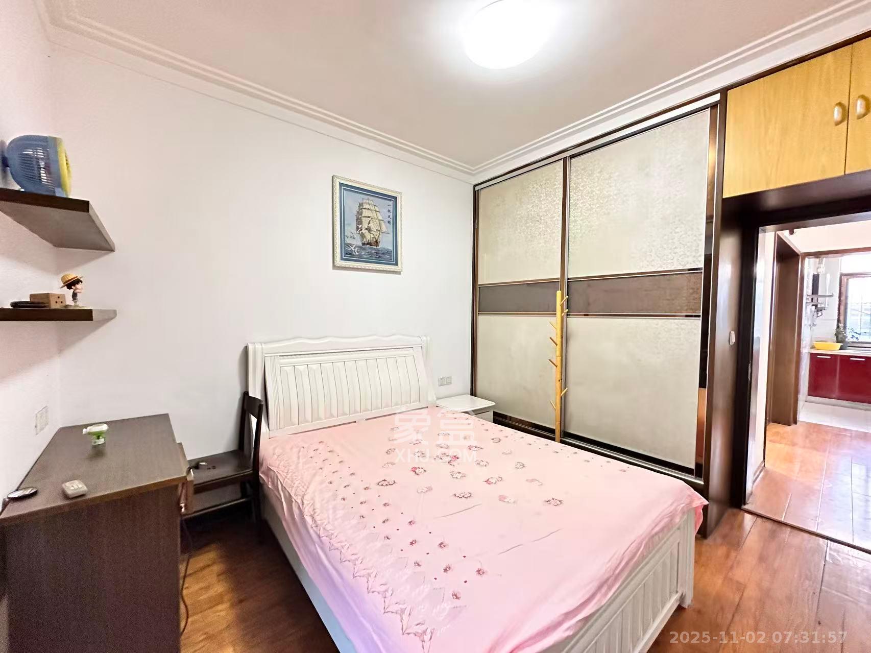 杏林小区  3室2厅2卫    2400.0元/月室内图