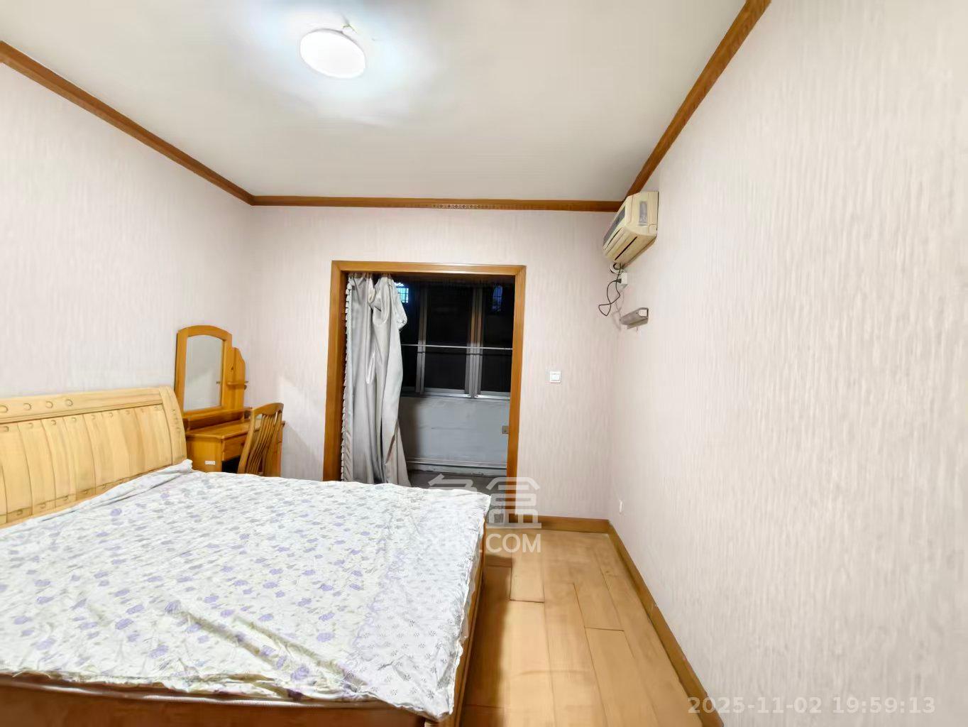 鸿基花园  2室2厅1卫    1500.0元/月 鸿基花园  2室2厅1卫    1500.0元/月室内图