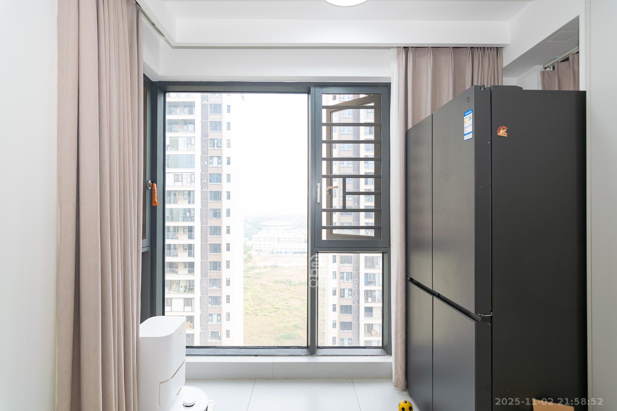 大汉汉府一期 4室2厅2卫 100.0万 大汉汉府一期 4室2厅2卫 100.0万阳台