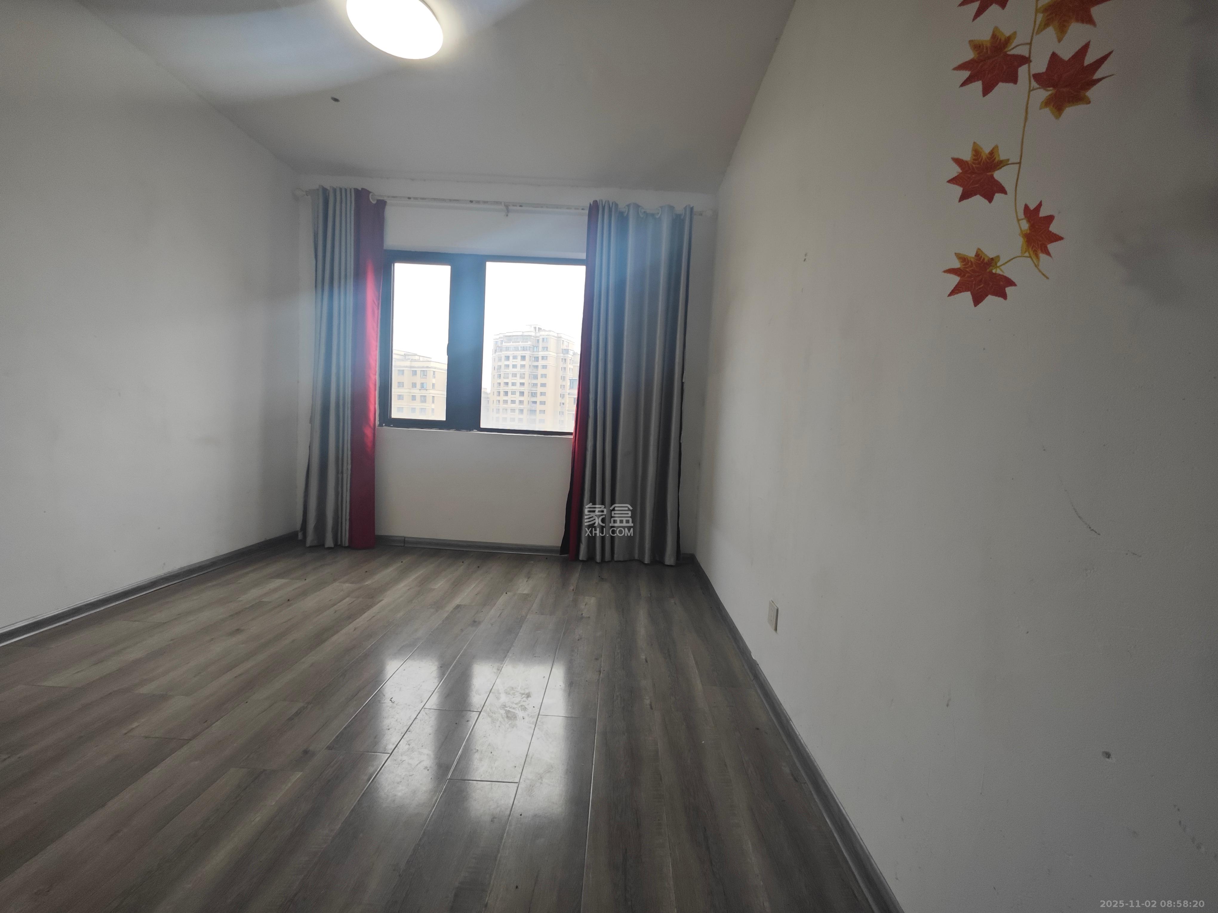 湘水郡(兴旺小爱同学) 4室2厅2卫 2500.0元/月 湘水郡(兴旺小爱同学) 4室2厅2卫 2500.0元/月室内图