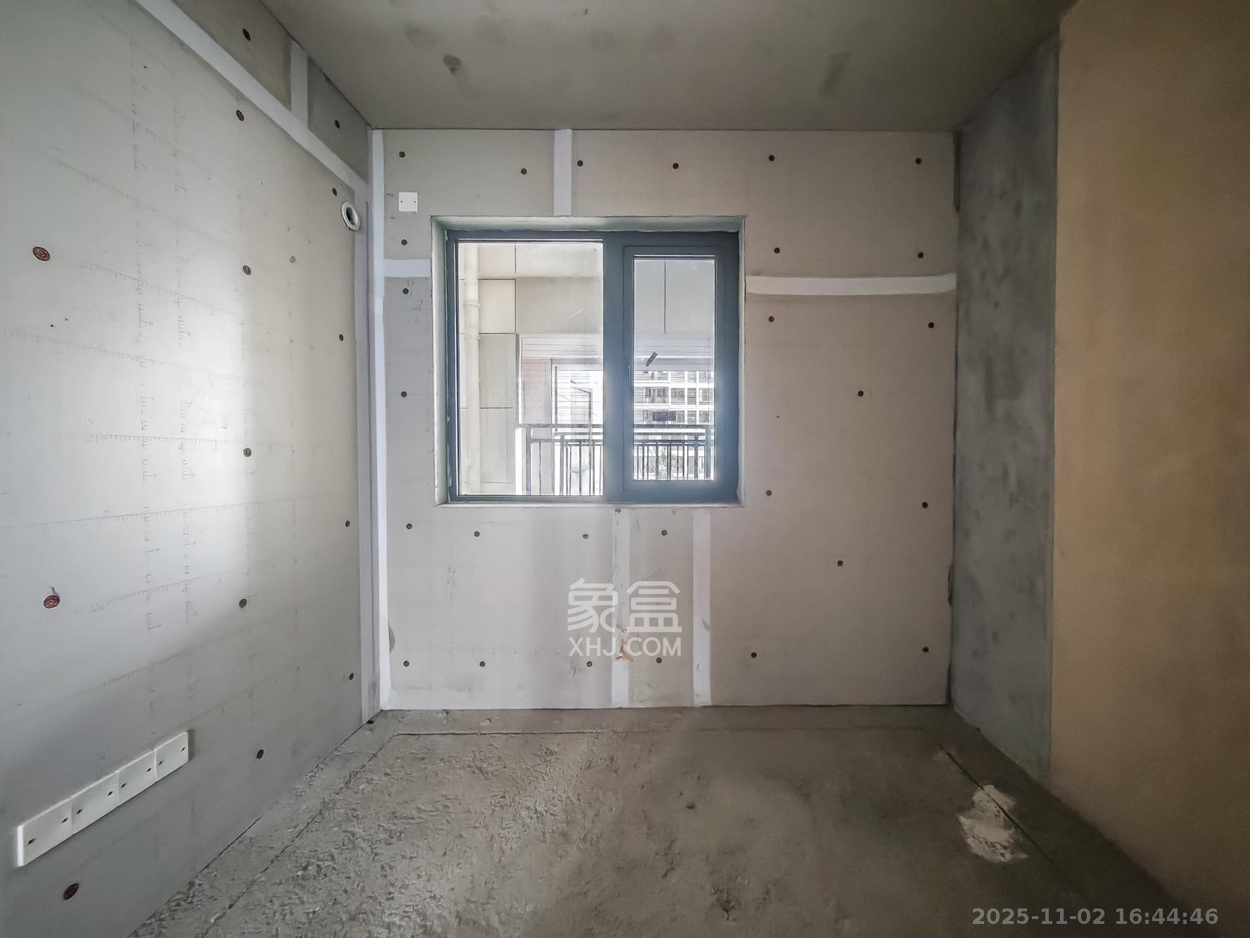 长沙北中心保利时代B区 3室1厅1卫 76.0万 长沙北中心保利时代B区 3室1厅1卫 76.0万卧室