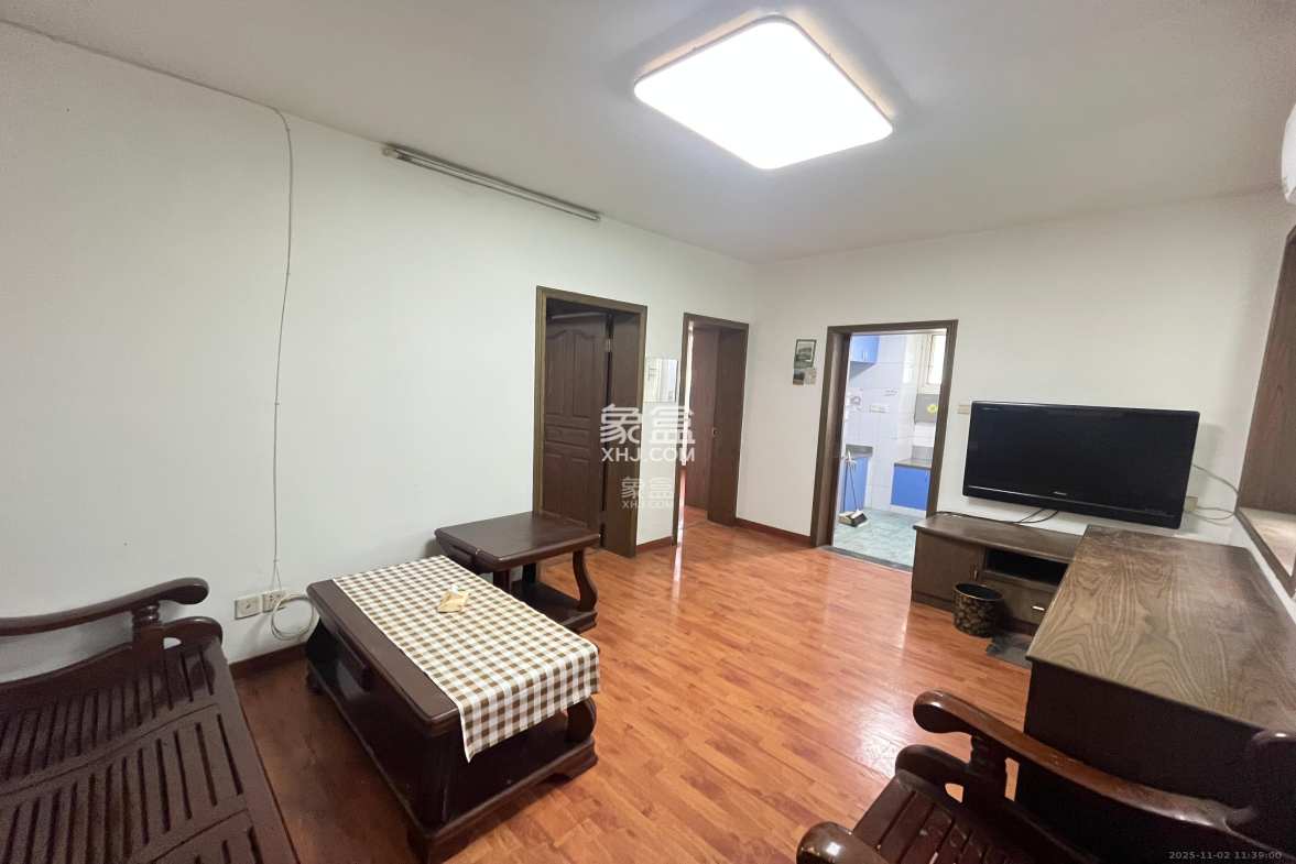 朝阳一、二村 2室1厅1卫 1600.0元/月 朝阳一、二村 2室1厅1卫 1600.0元/月室内图