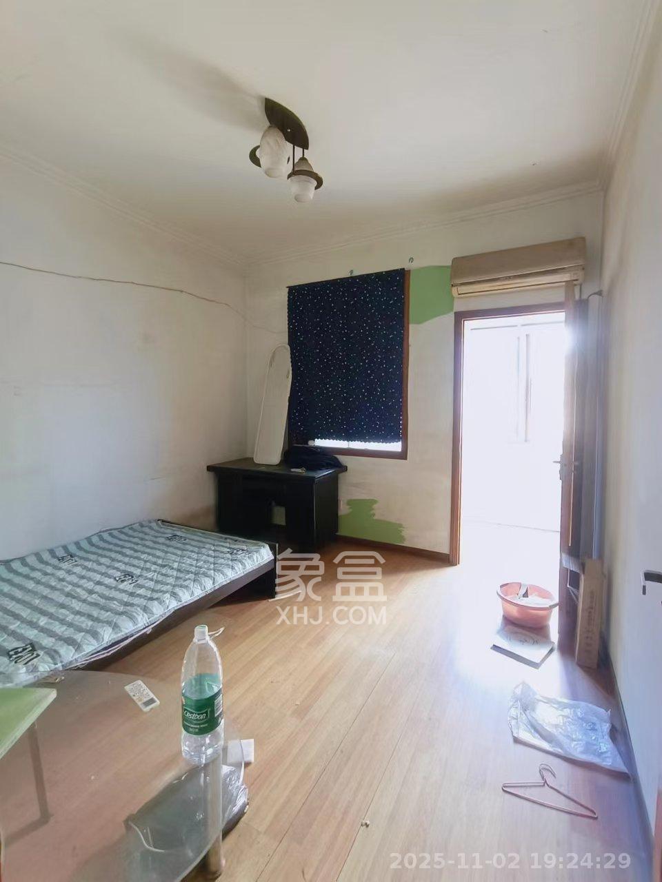 乔庄社区 2室1厅1卫 1500.0元/月 乔庄社区 2室1厅1卫 1500.0元/月室内图