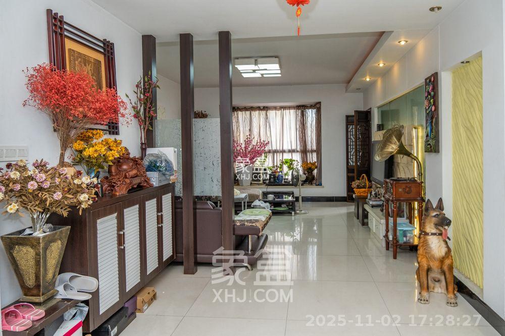 红树湾 4室2厅2卫 2500.0元/月 红树湾 4室2厅2卫 2500.0元/月室内图