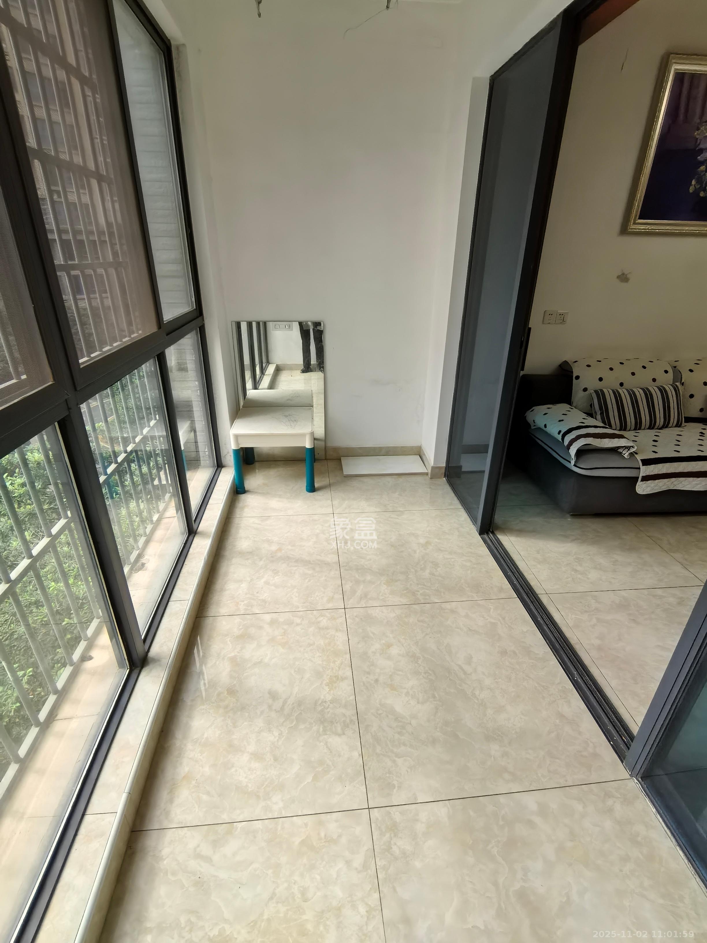 方略城市广场 3室2厅1卫 2200.0元/月 方略城市广场 3室2厅1卫 2200.0元/月室内图