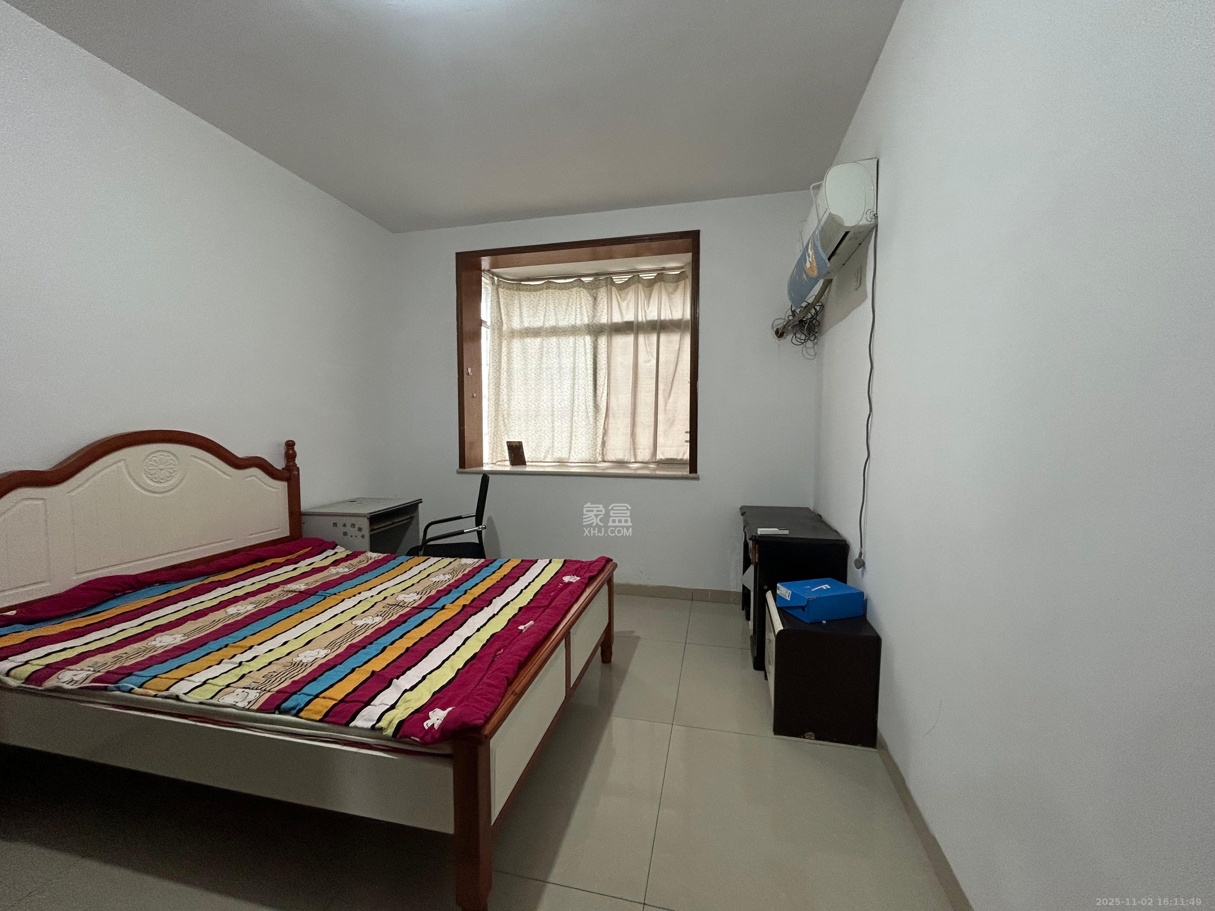 泉水塘小区 3室2厅1卫 1900.0元/月 泉水塘小区 3室2厅1卫 1900.0元/月室内图