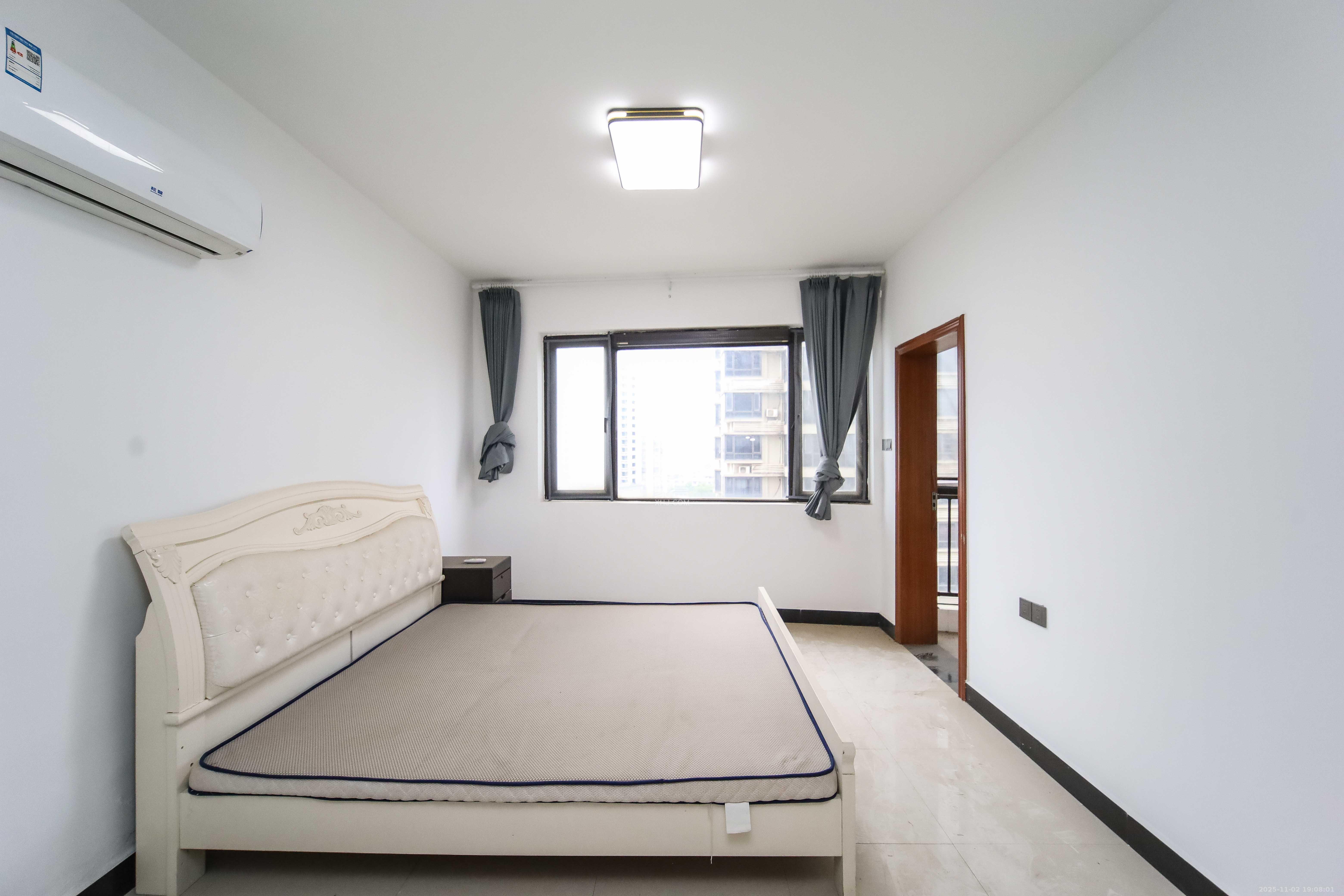 上东辛顿公寓  2室2厅1卫    61.0万卧室